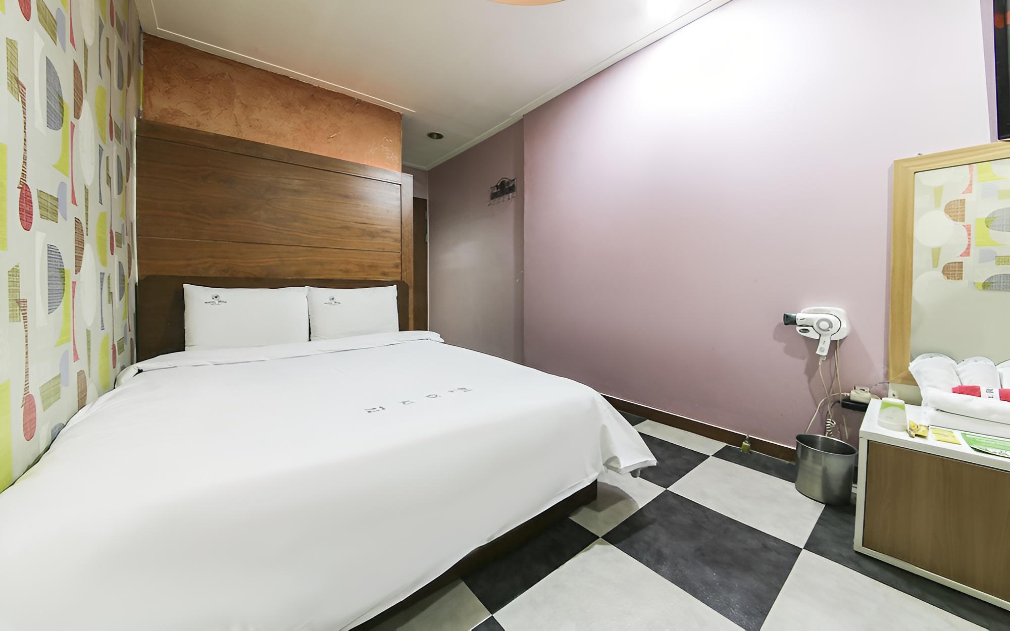 Chuncheon Hotel Ritz