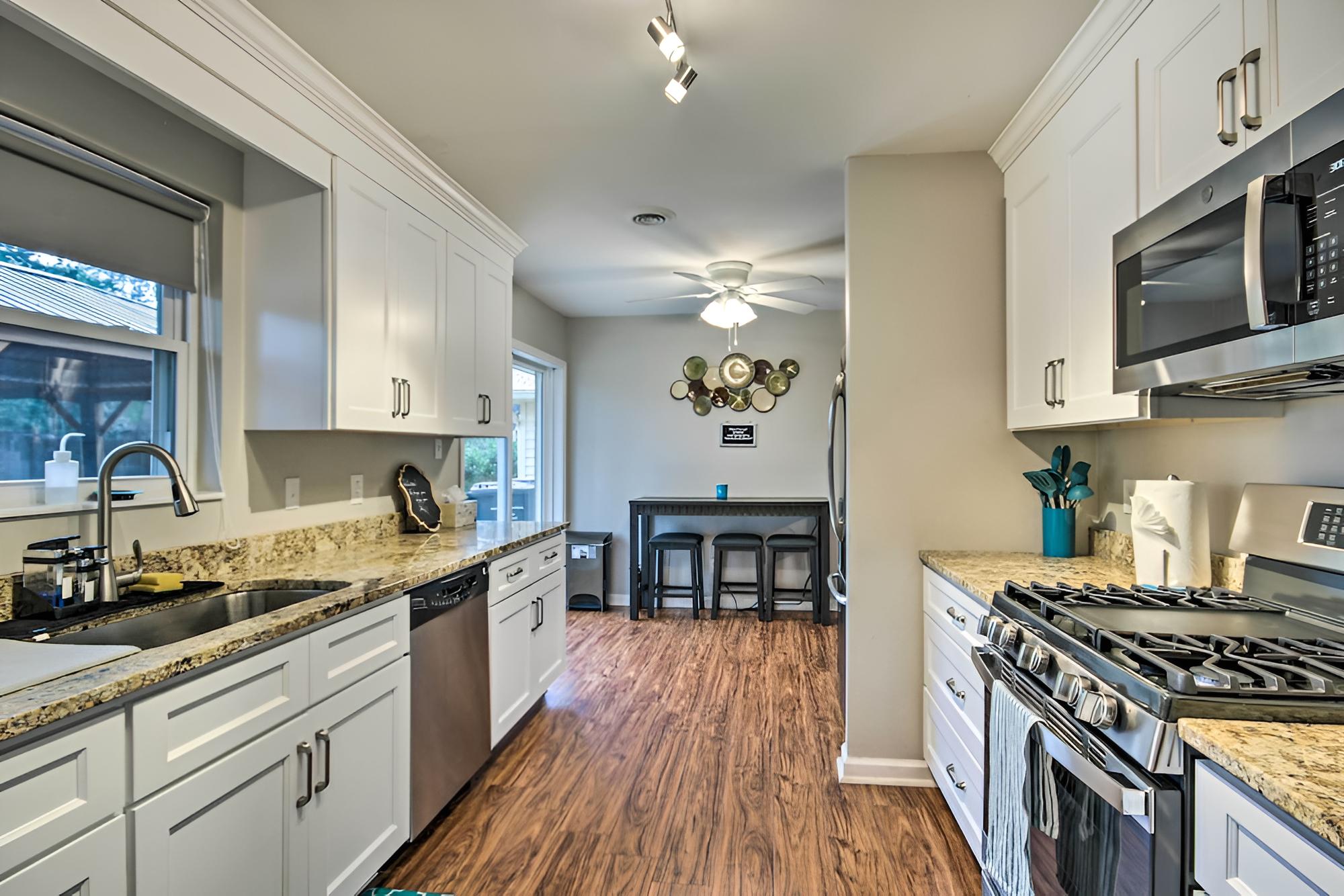 Centrally Located Martinez Home w/ Backyard!