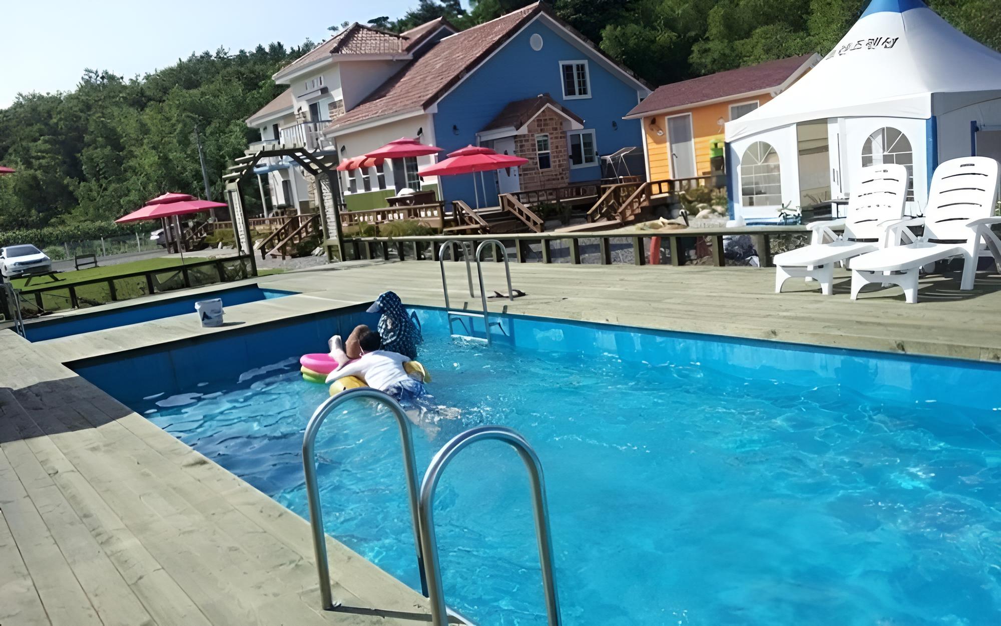 Gangneung Friends Pets Friendly Pension
