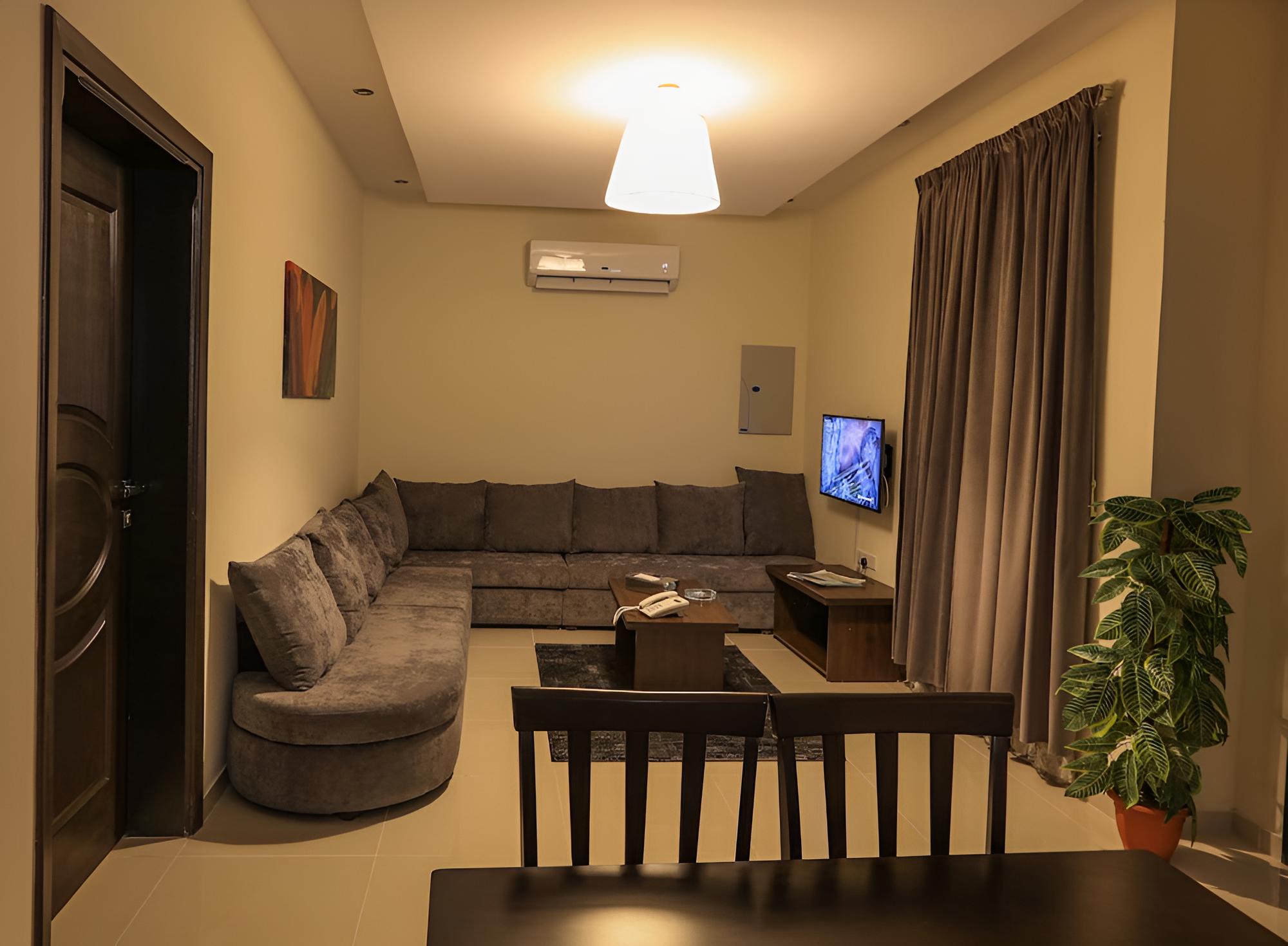 Al Itqan Apart-hotel