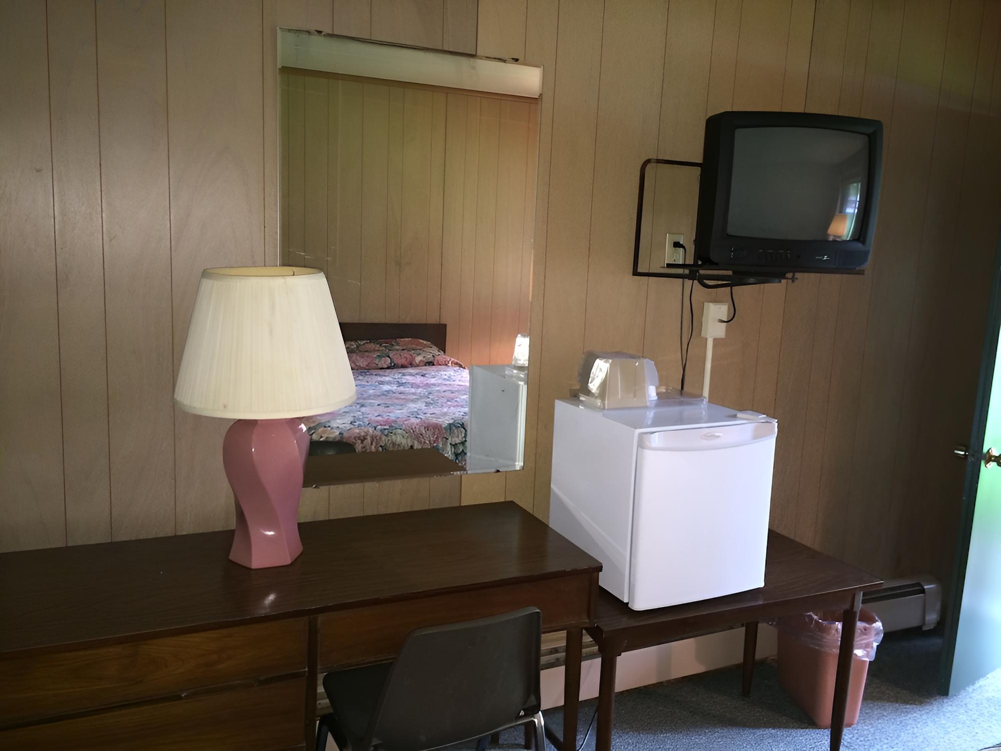 Maples Motel