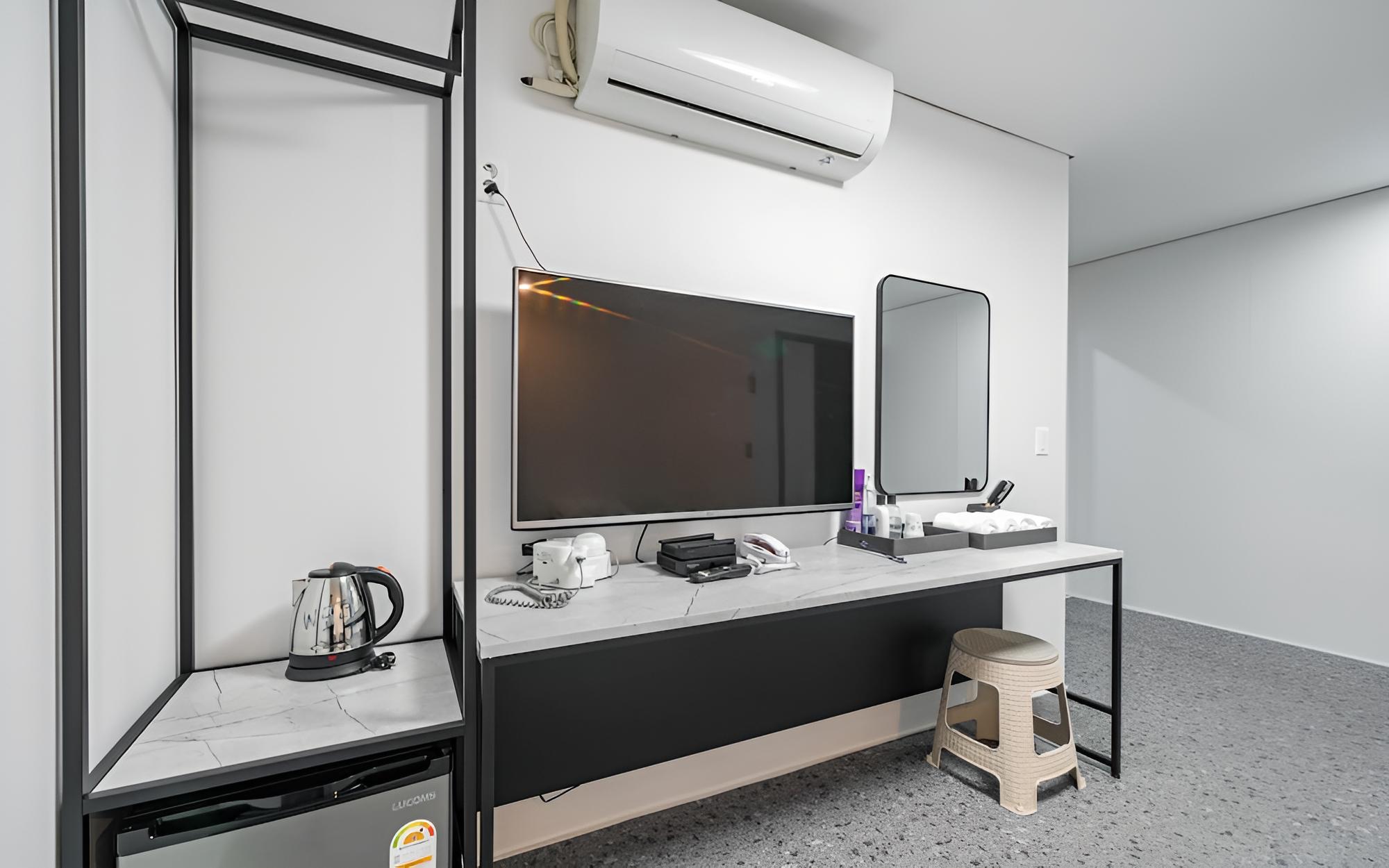 Mungyeong Hotel W