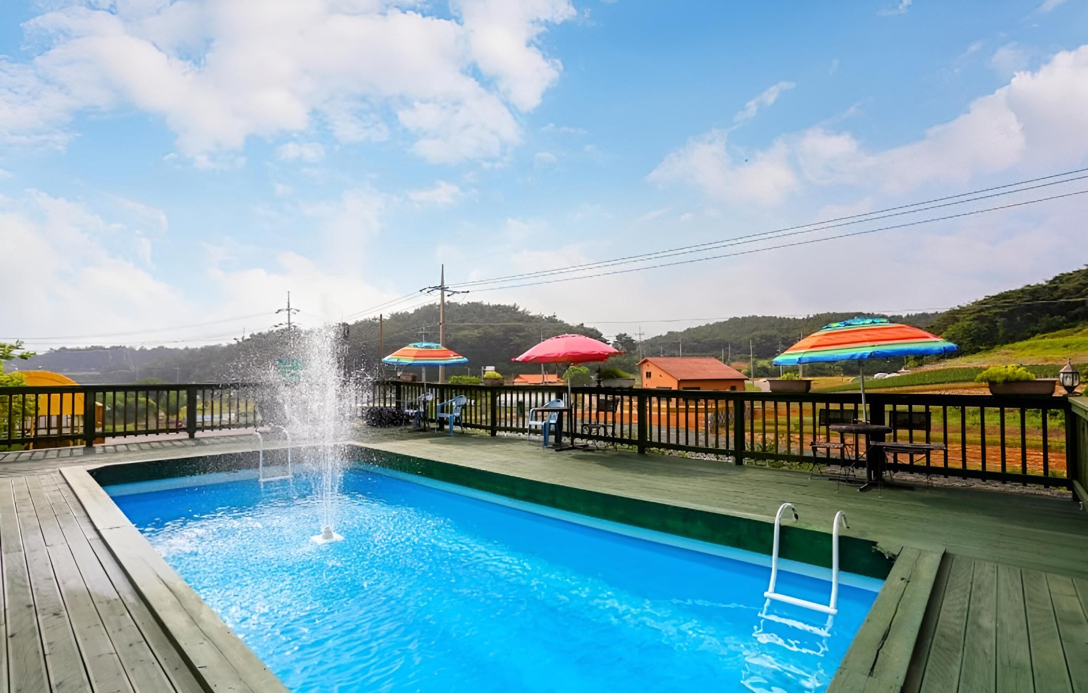 Taean Pineberg Pension