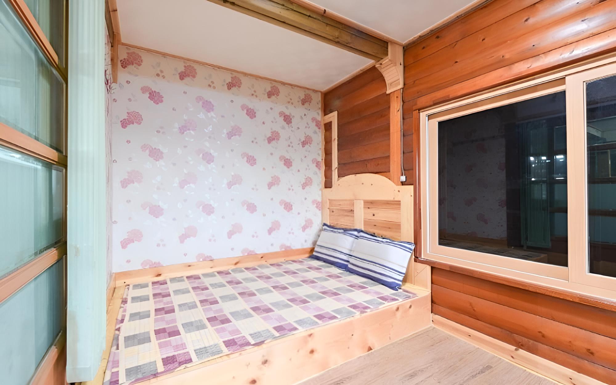 Taean Sheruvil Pension