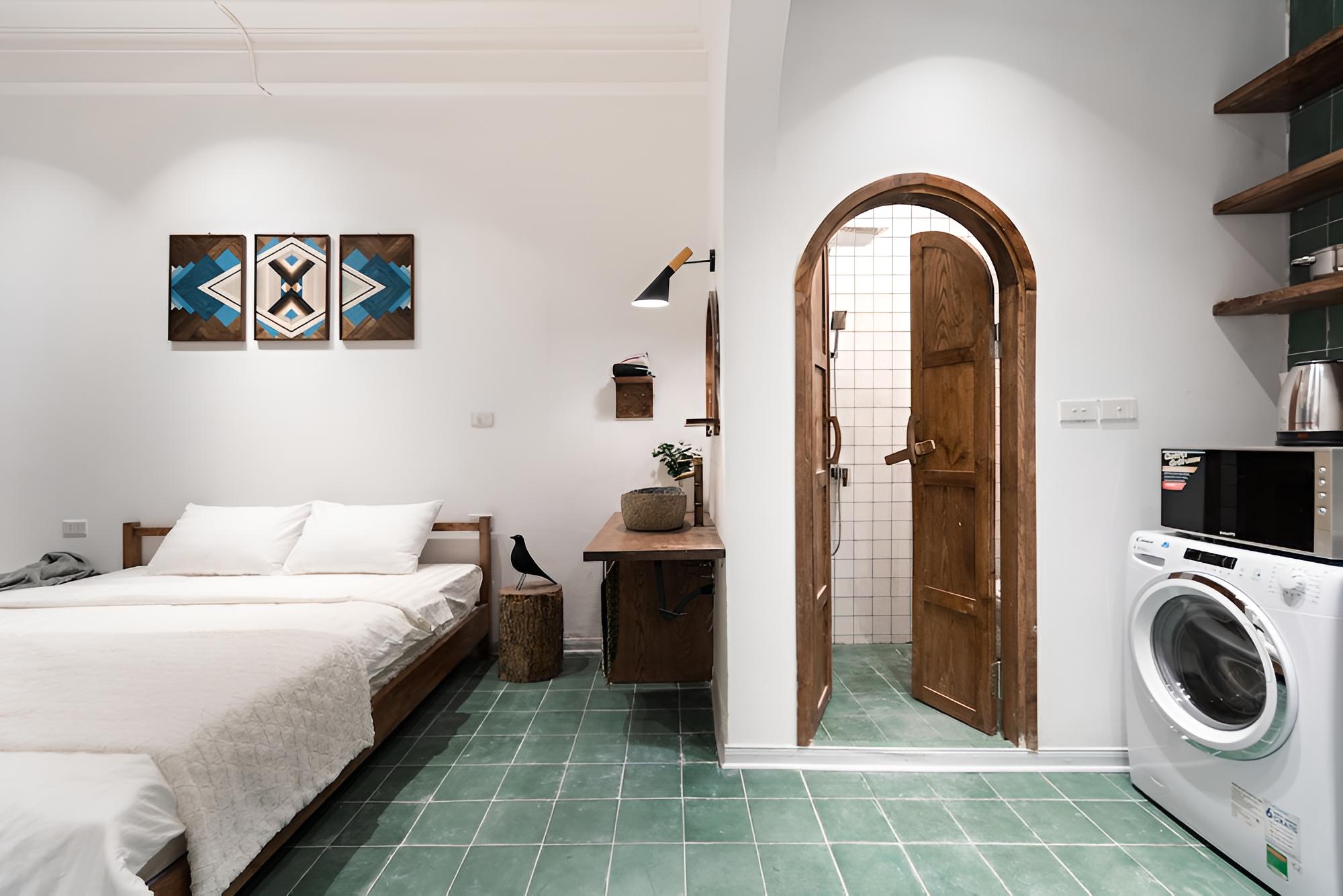 HOME KEY - Home Away From Home