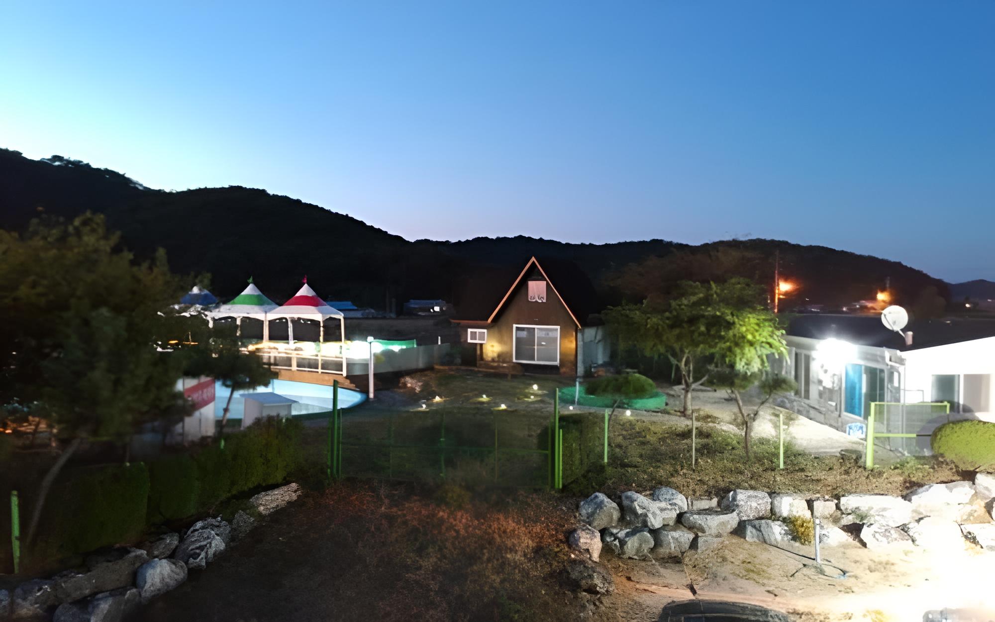 Taean Byeolbada Pension