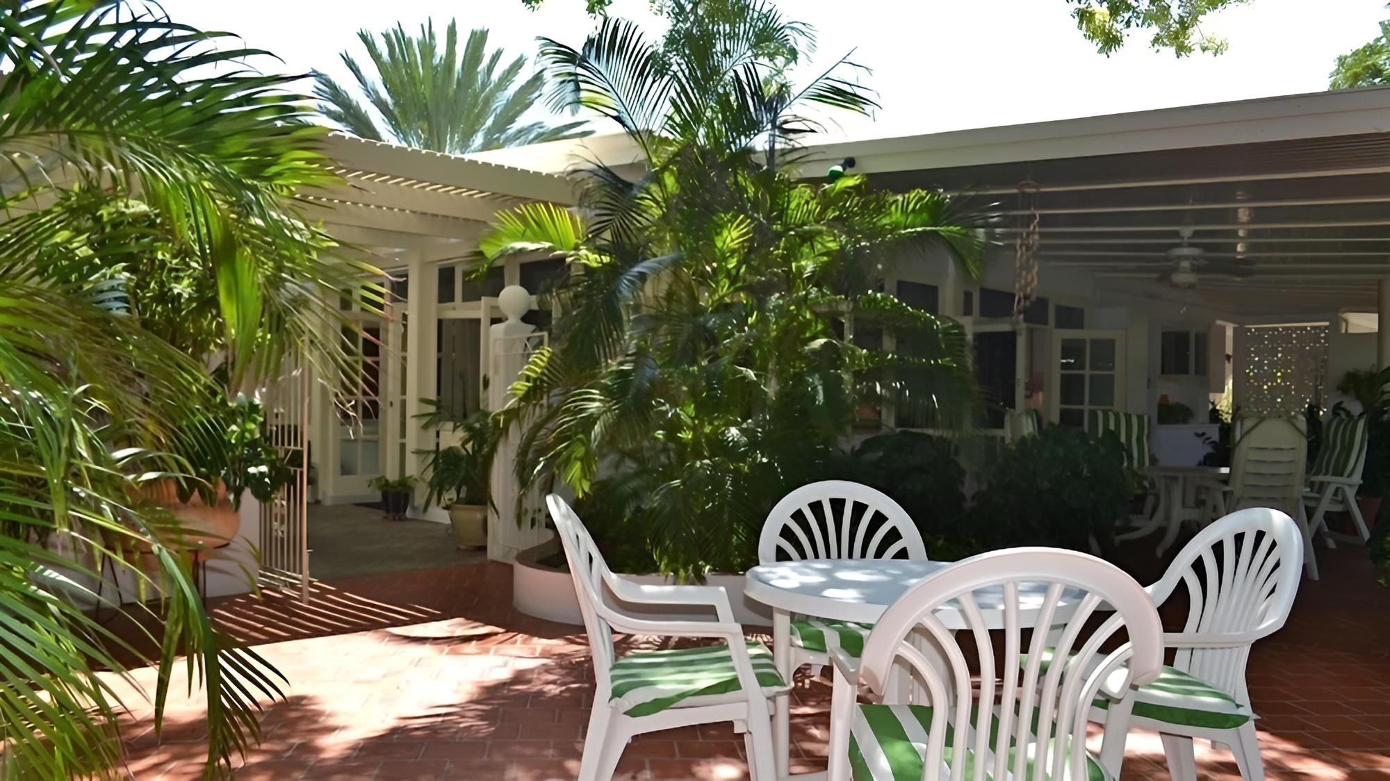 Aruba Tropical Garden Home