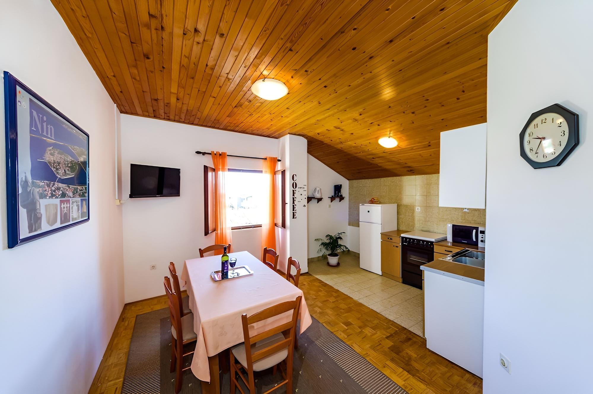 Matkos - With Garden and Terrace - A1