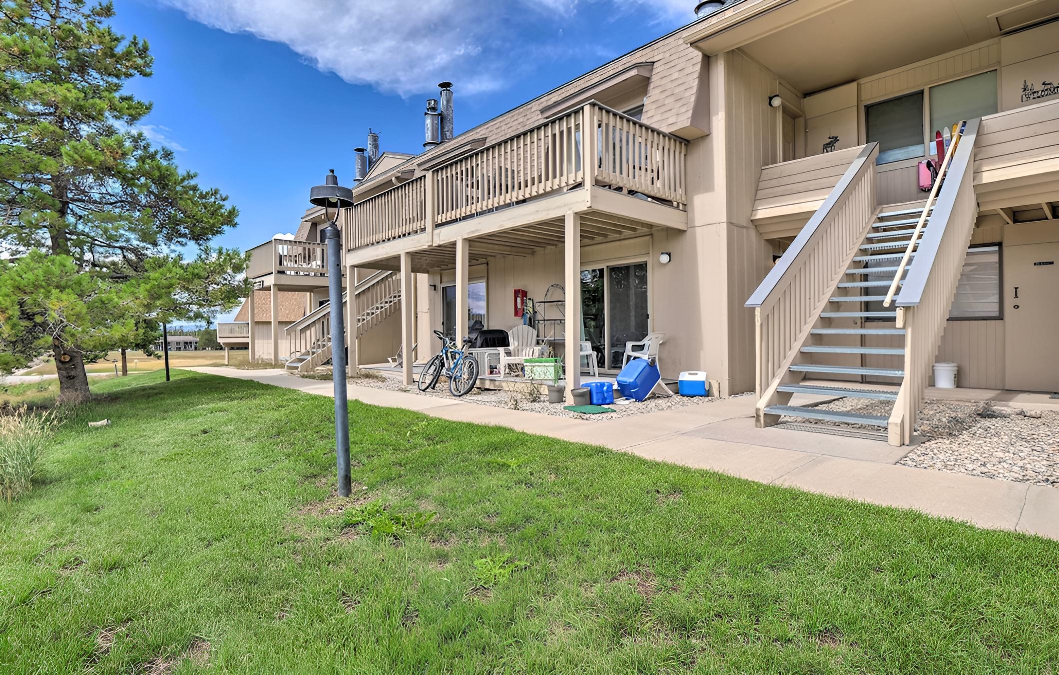 Dog-friendly Fraser Condo w/ View & Amenities