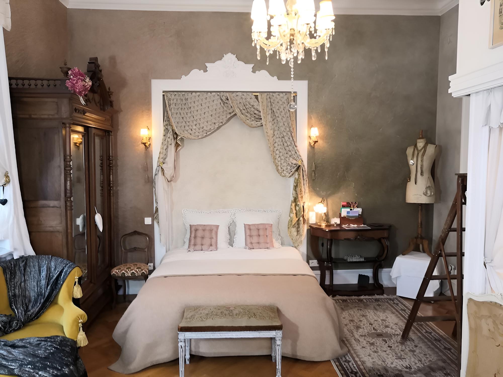Castelnau Guest Rooms
