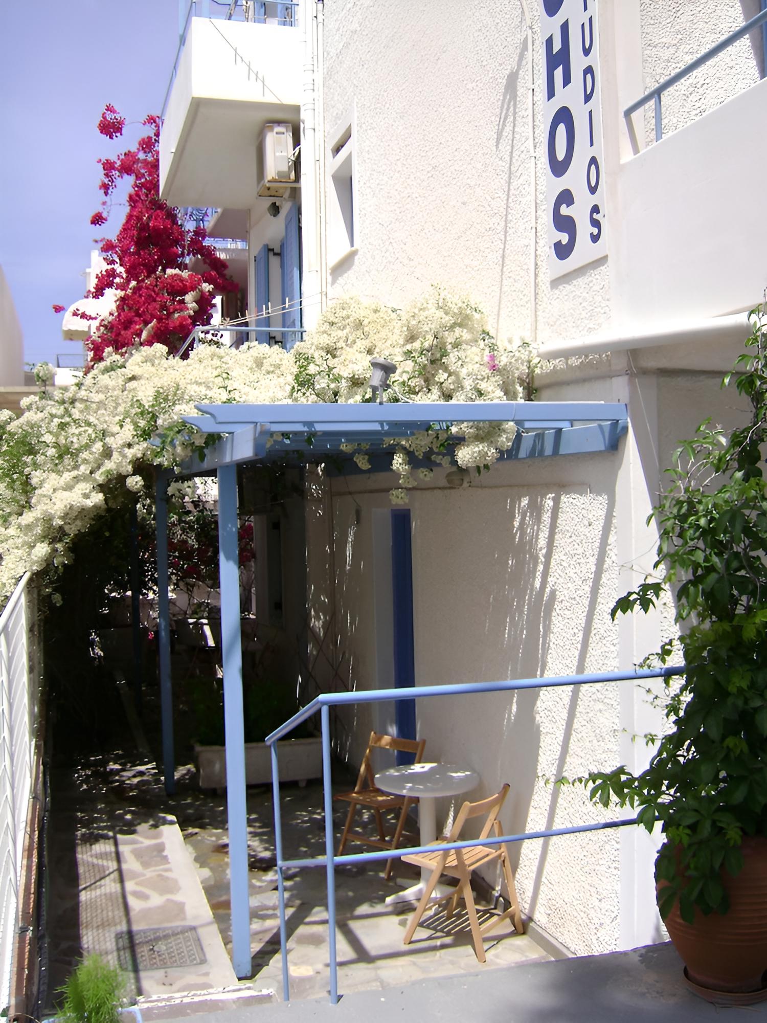 Tilemachos Rooms & Studios
