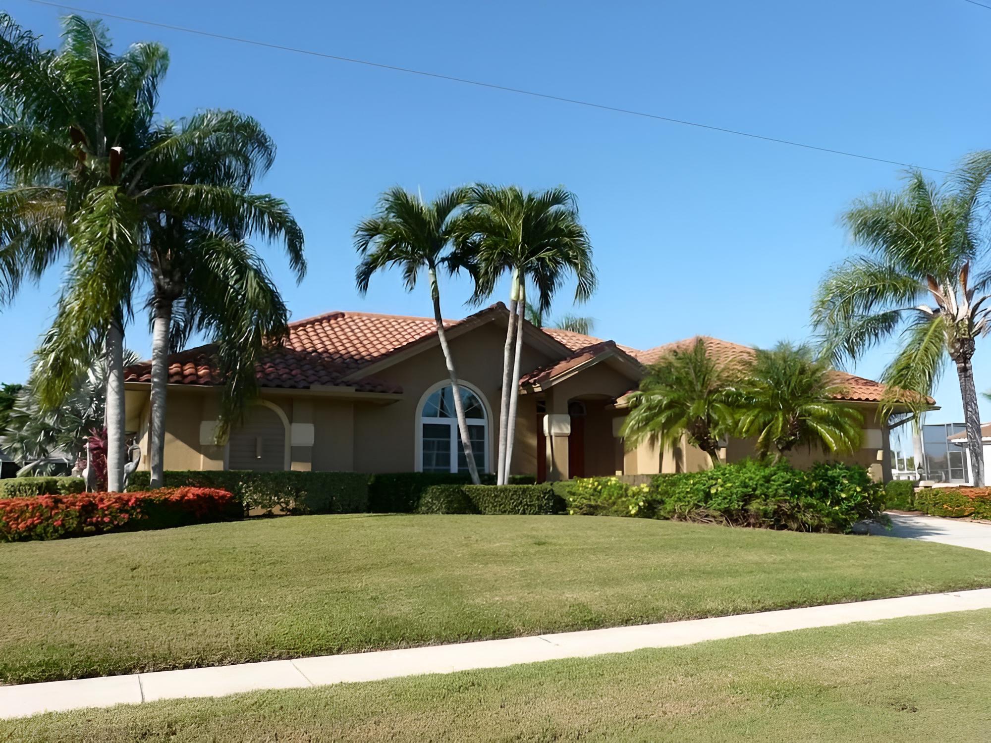 316 Edgewater Court view 5