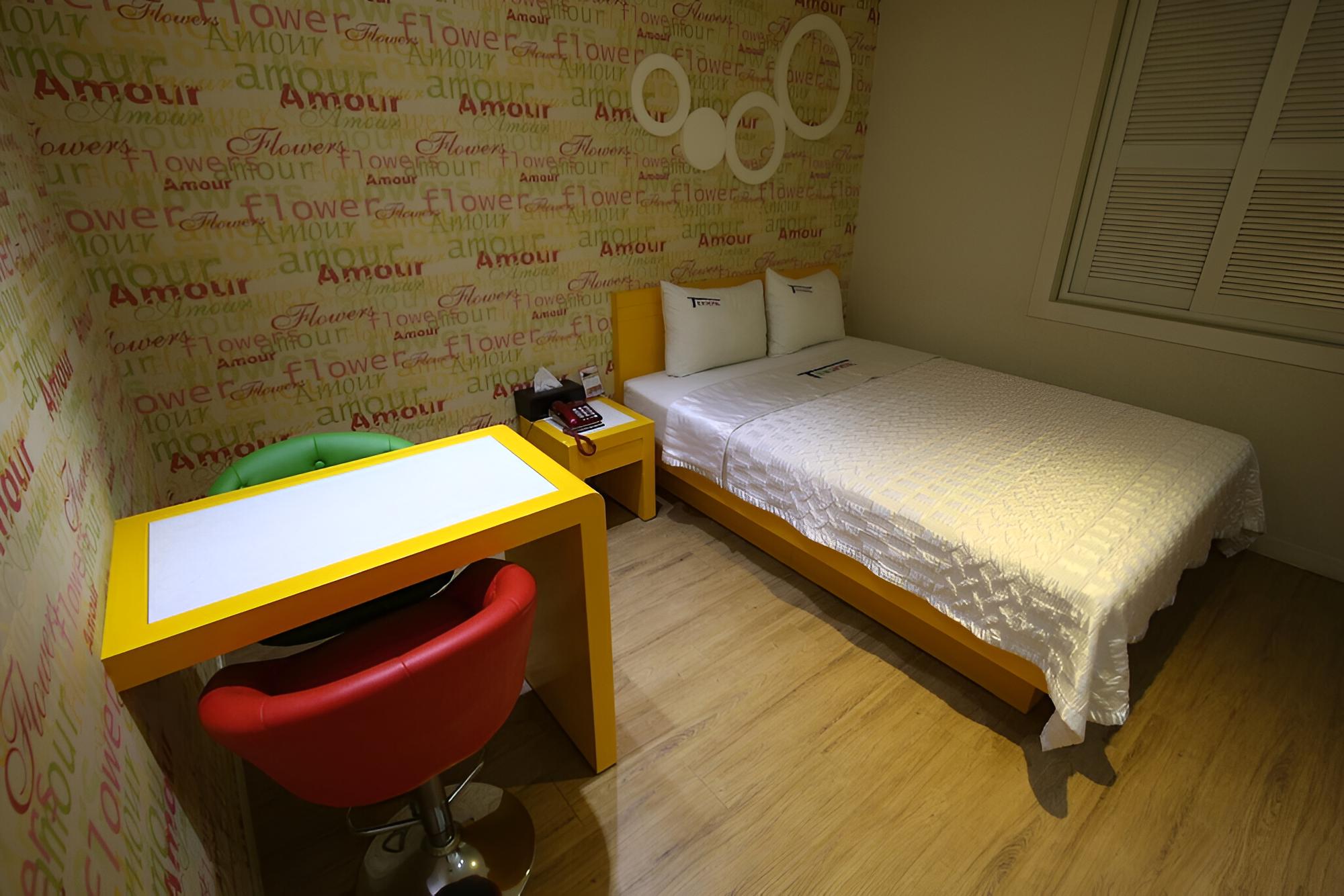 Cheonan Ten Hotel