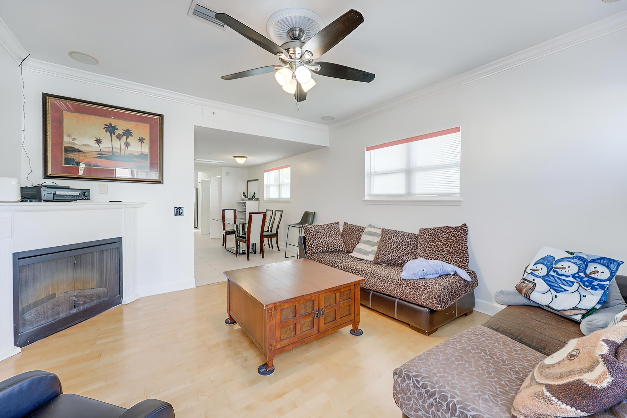Jacksonville Beach Townhome: Steps to the Sand!