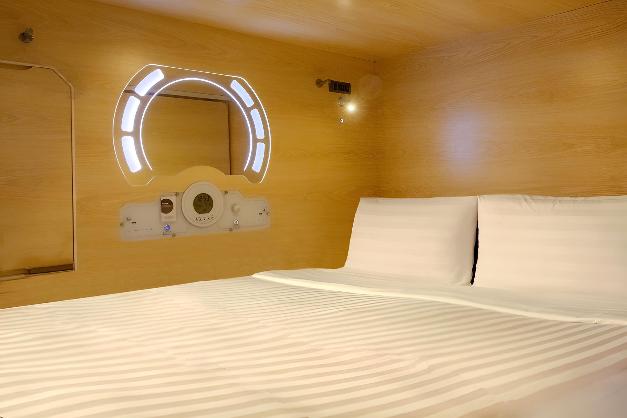 Luma Casa Capsule Hotel - Hostel
