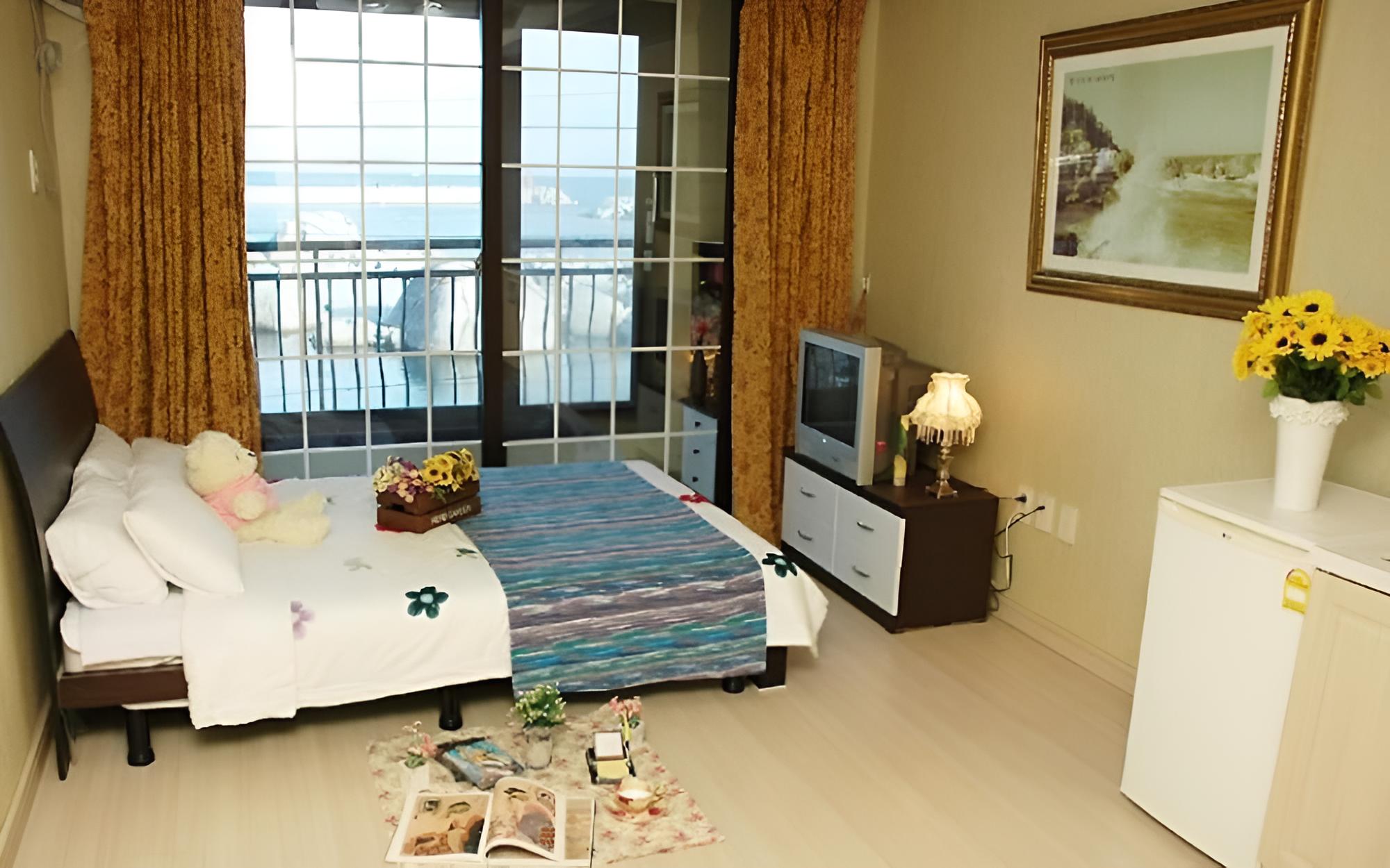 Yangyang Sea Garden Pension