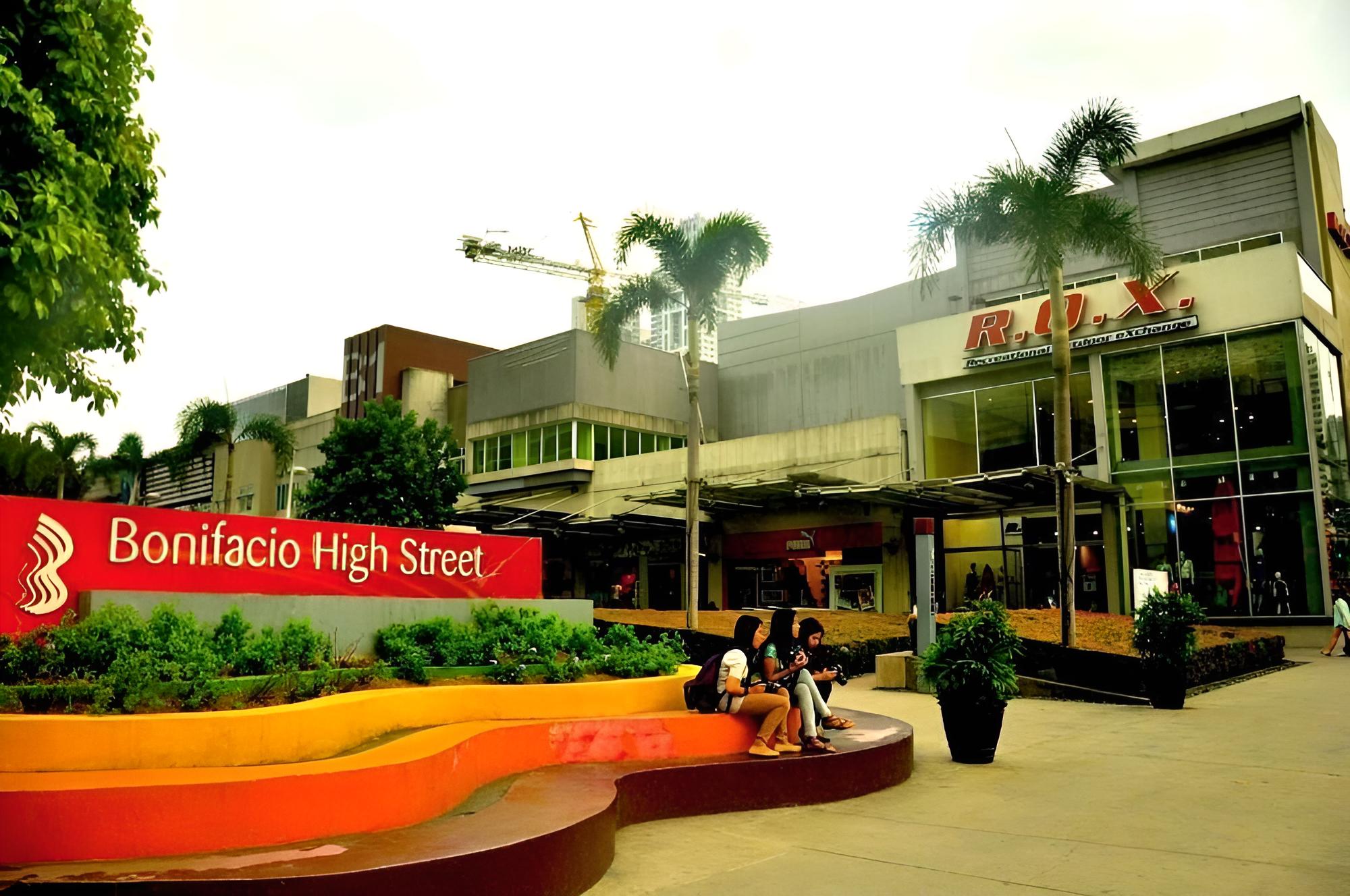 The Fort Budget Hotel - Bonifacio Global City - Hostel