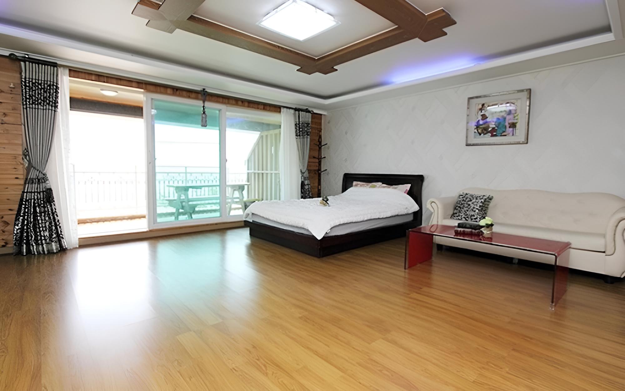 Ganghwado Sundance Pension