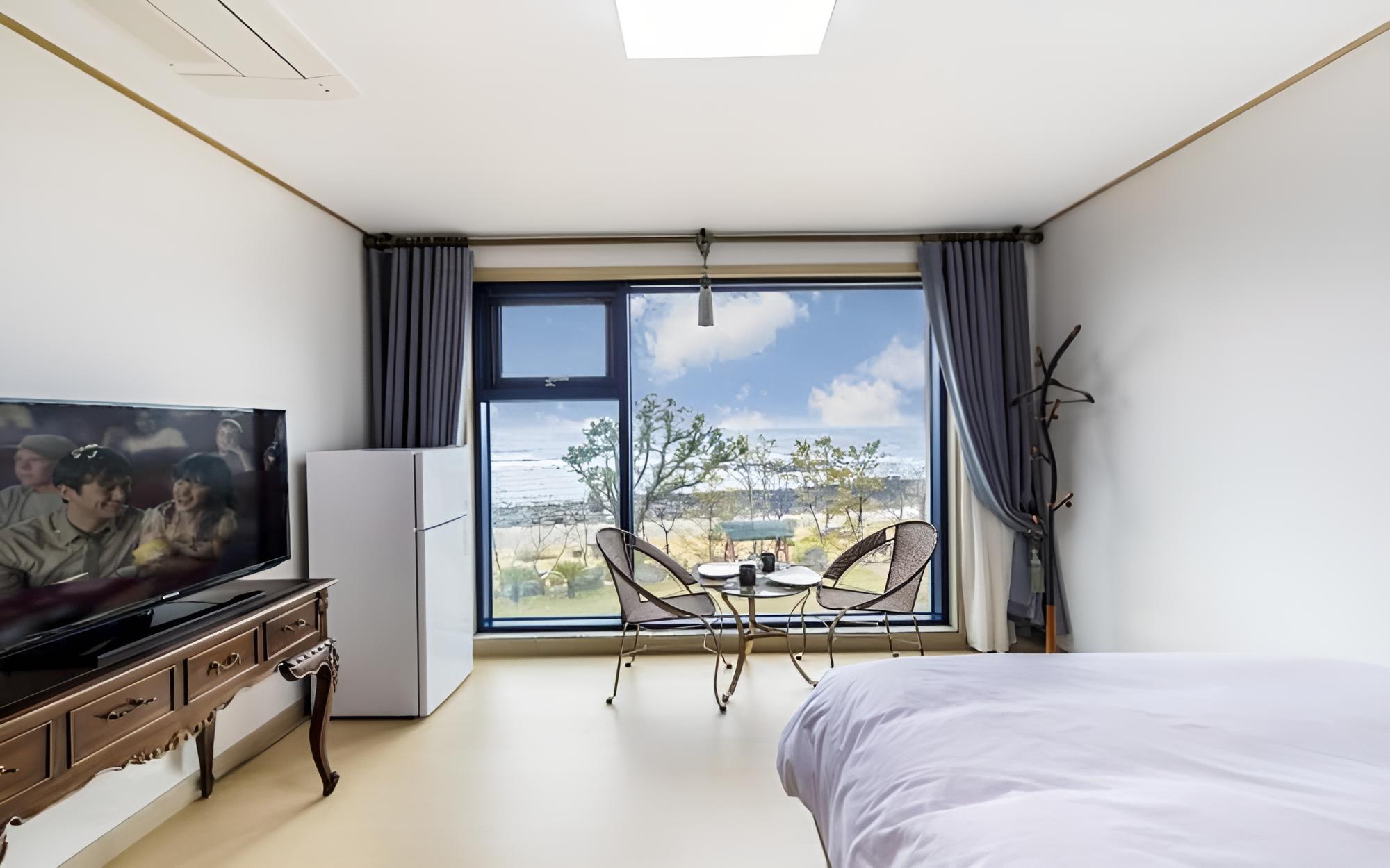 Seogwipo Toto Pension view 2