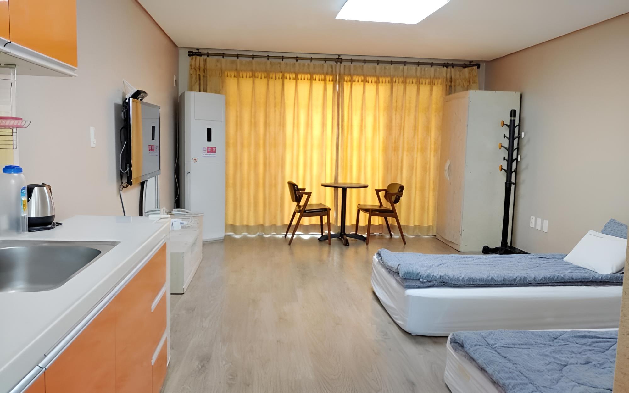 Jeju Ebada Pension