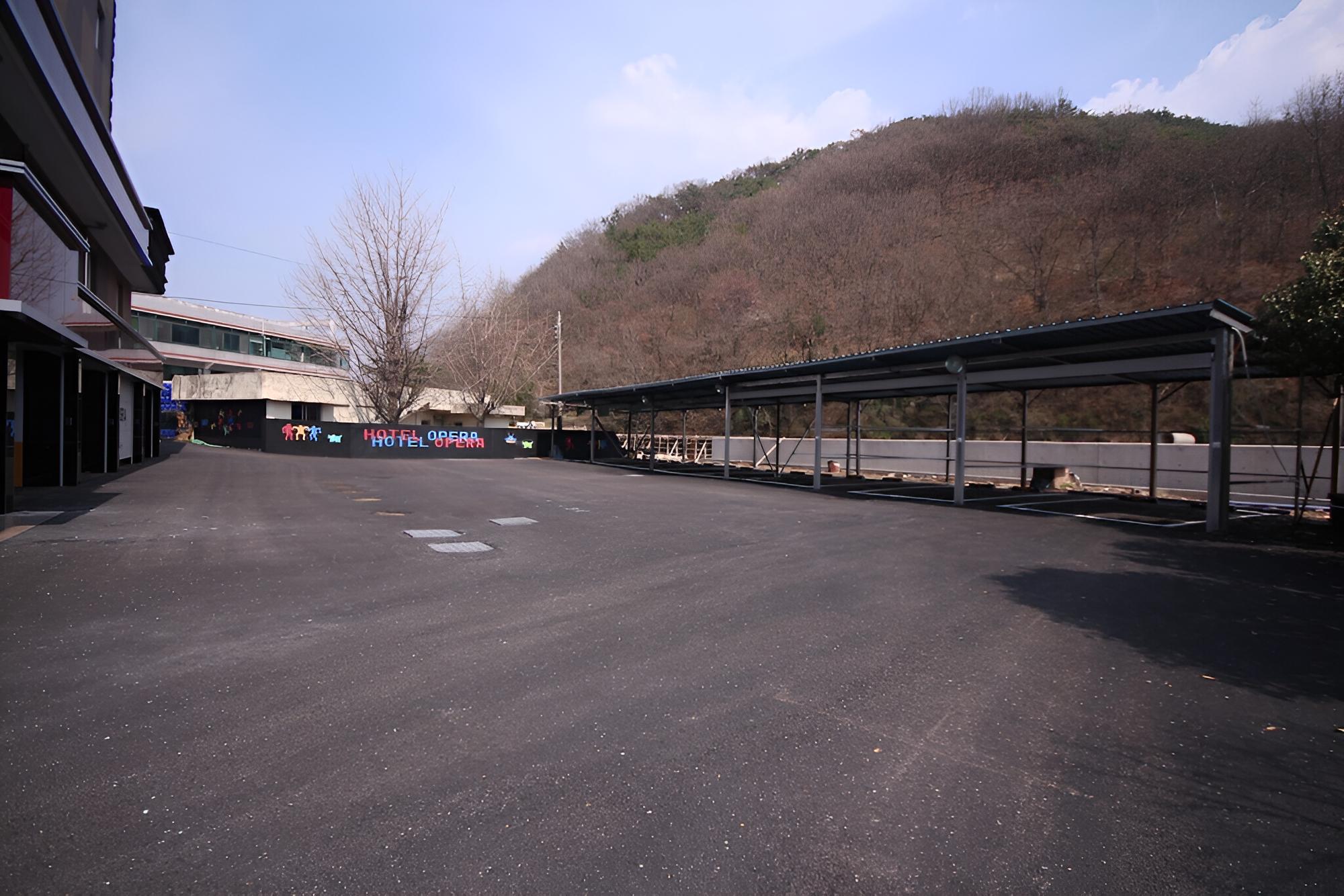 Jinju Opera