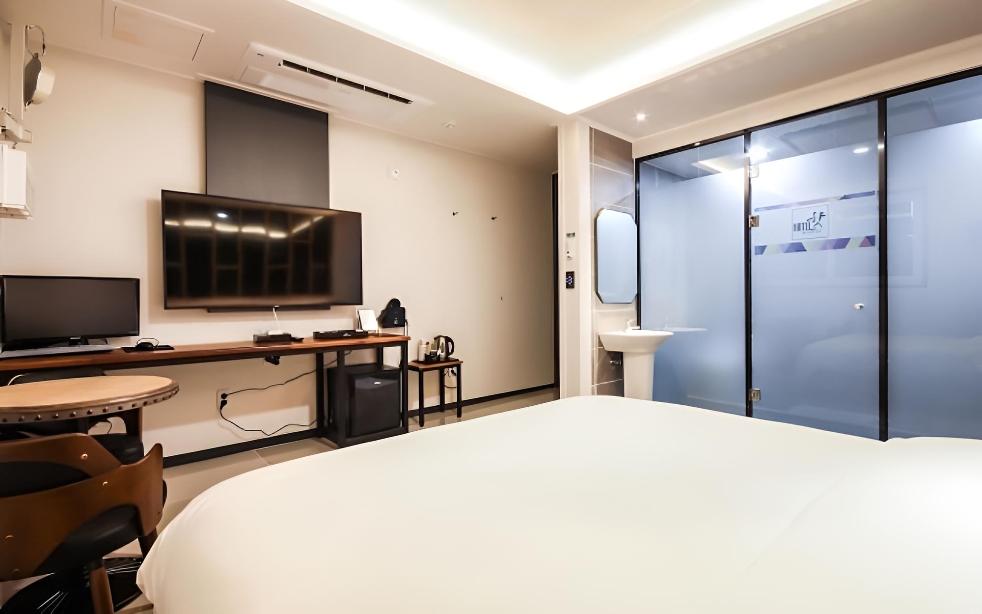 Jinju Hotel Hot