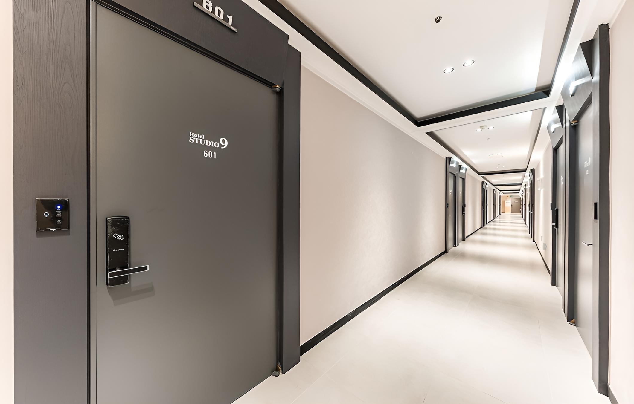 Ansan Studio 9