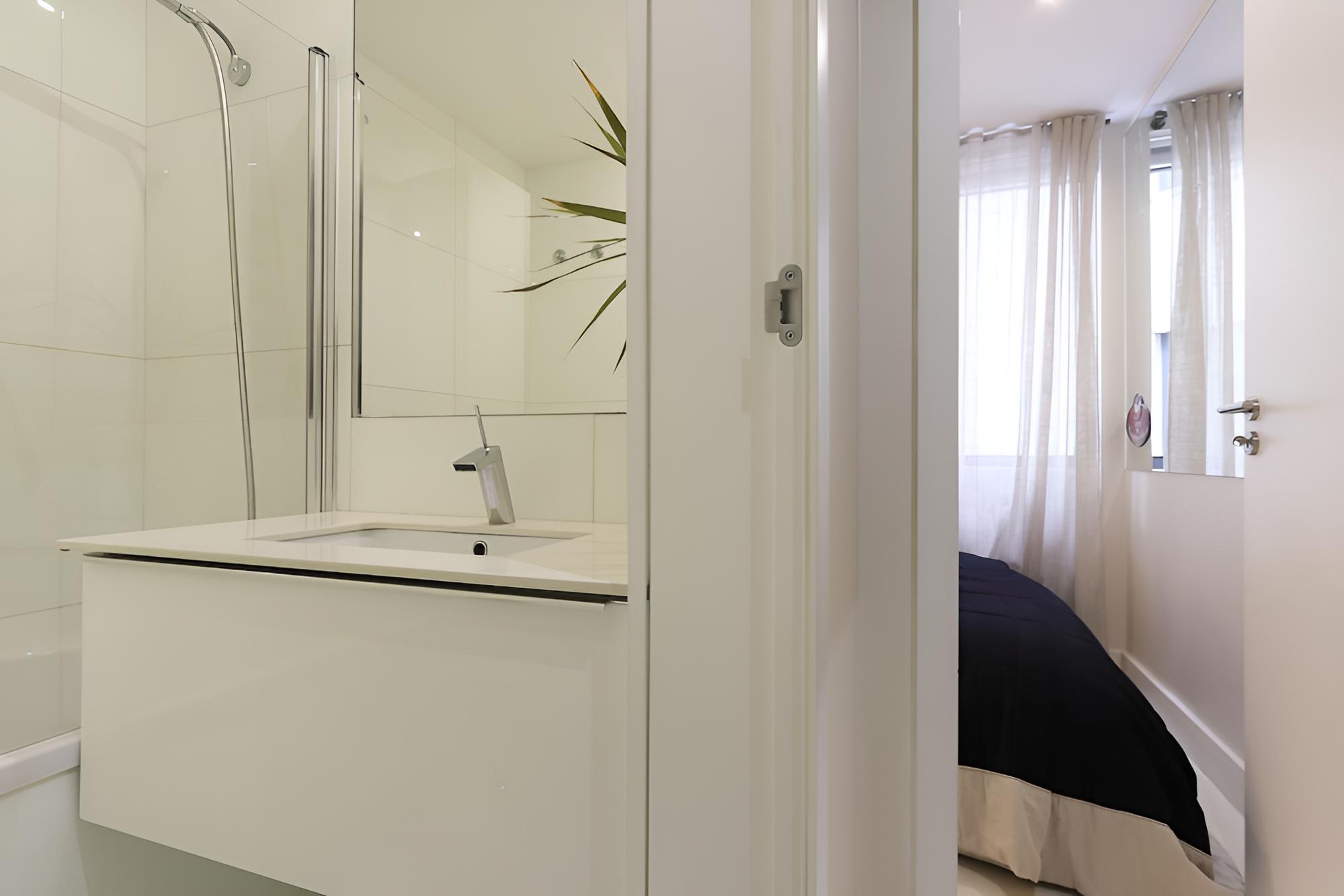 Marques Design I by Homing