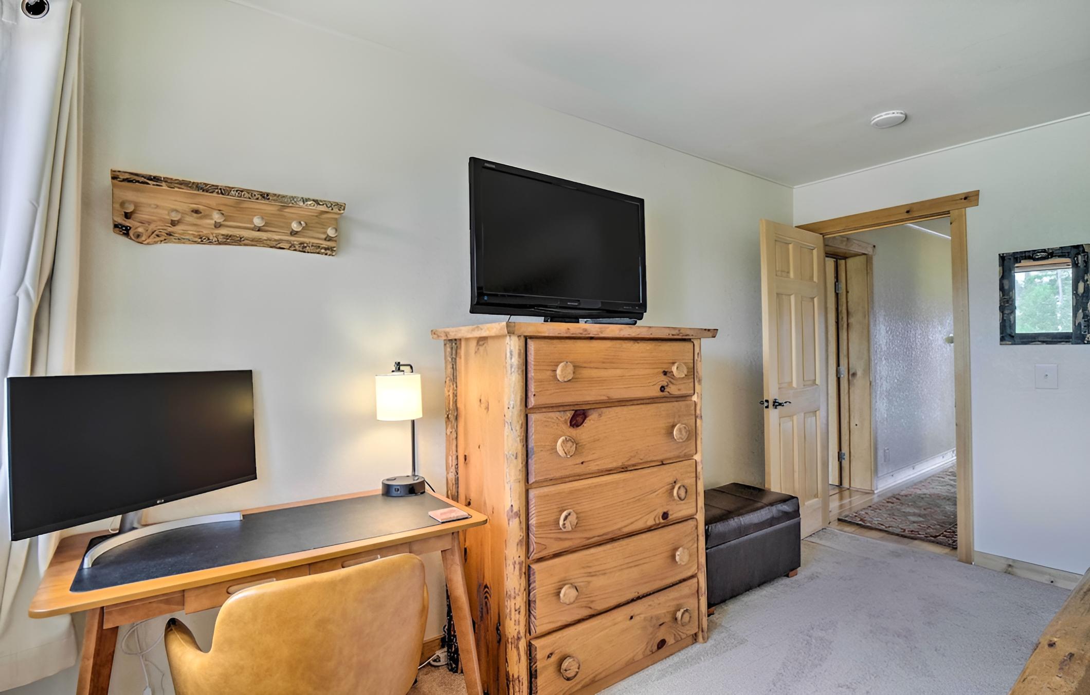 Dog-friendly Fraser Condo w/ View & Amenities