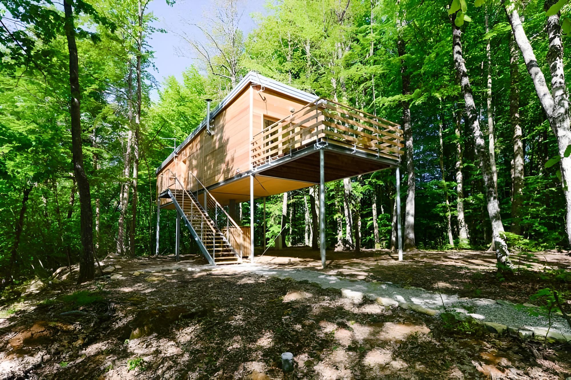 Tree House Lika With Whirlpool