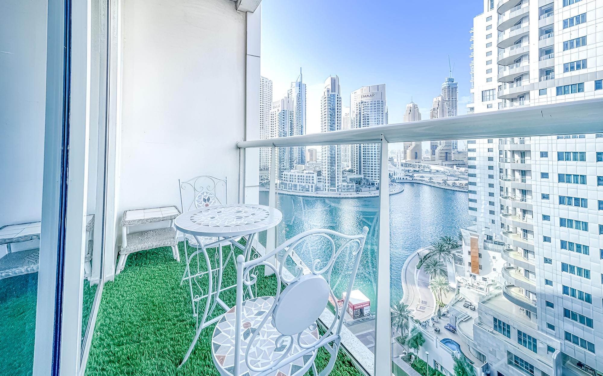 Marina Views Tower A-1111