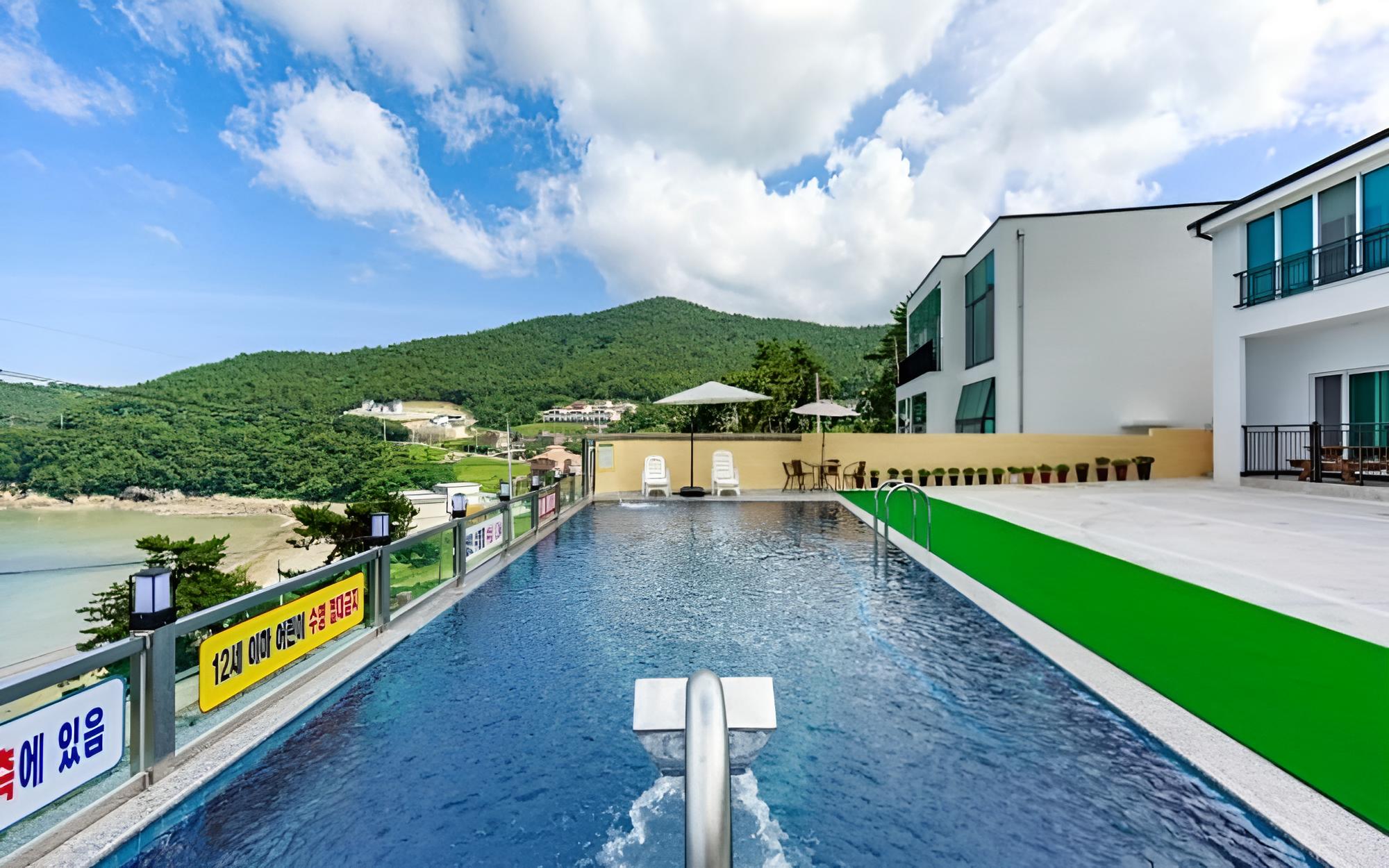Yeosu Ailia Pension