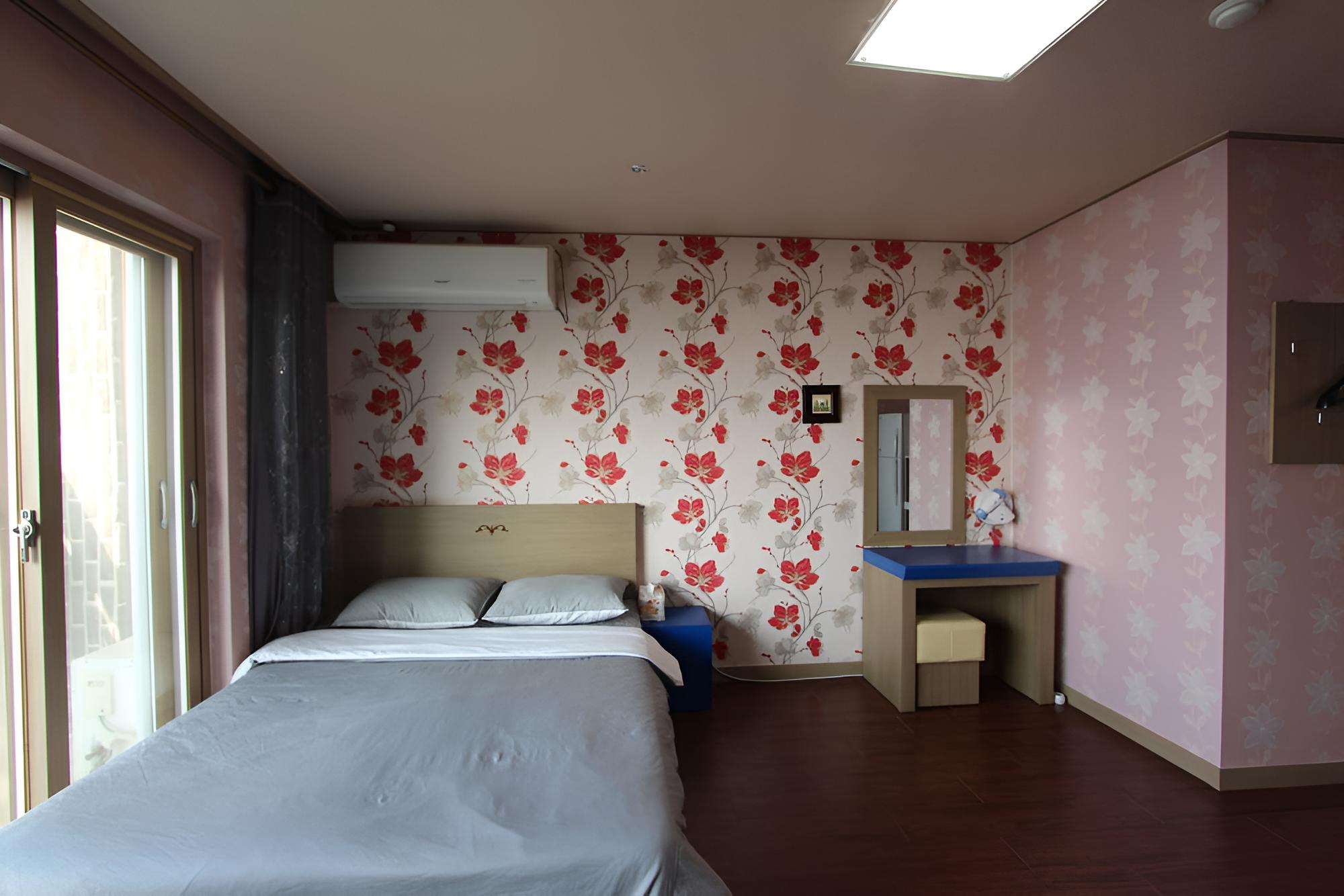 Ganghwado Four Season Pension
