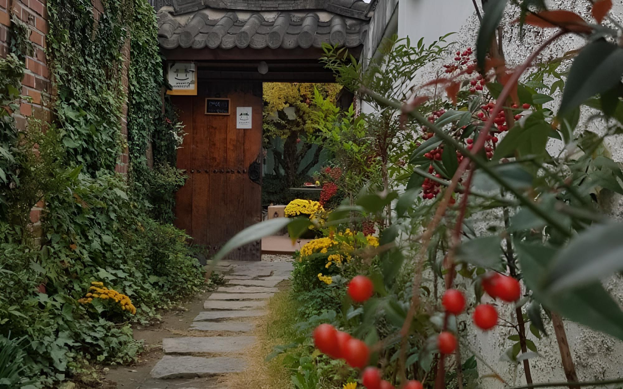 Photo 6