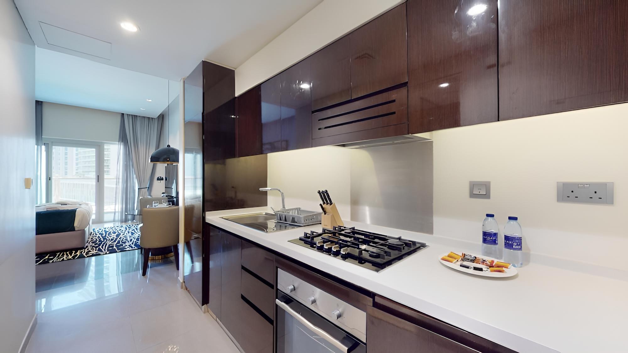 Business Bay - Damac Majestine Tower 519