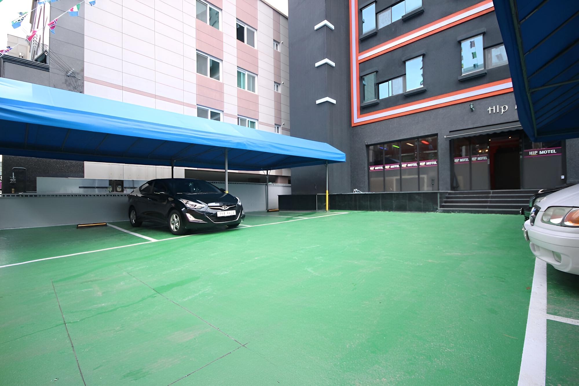 Western Wonpyeongdong Hip