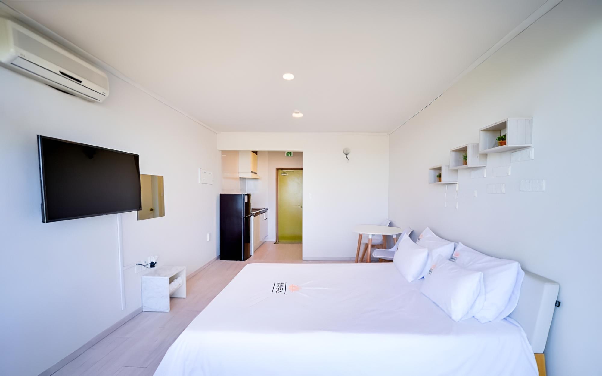 Goseong Top House Pension