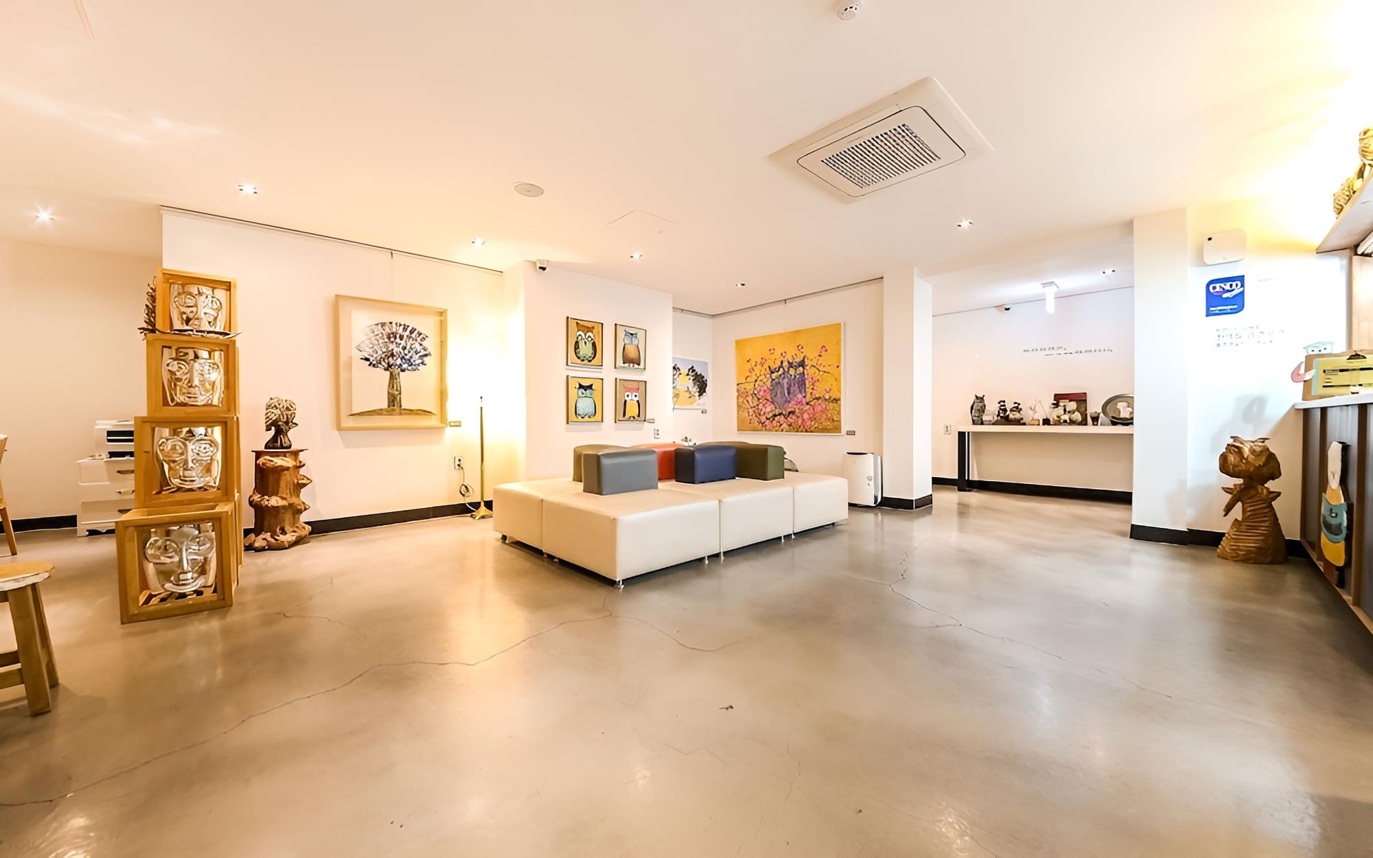 Jinju Hotel Owl view 3