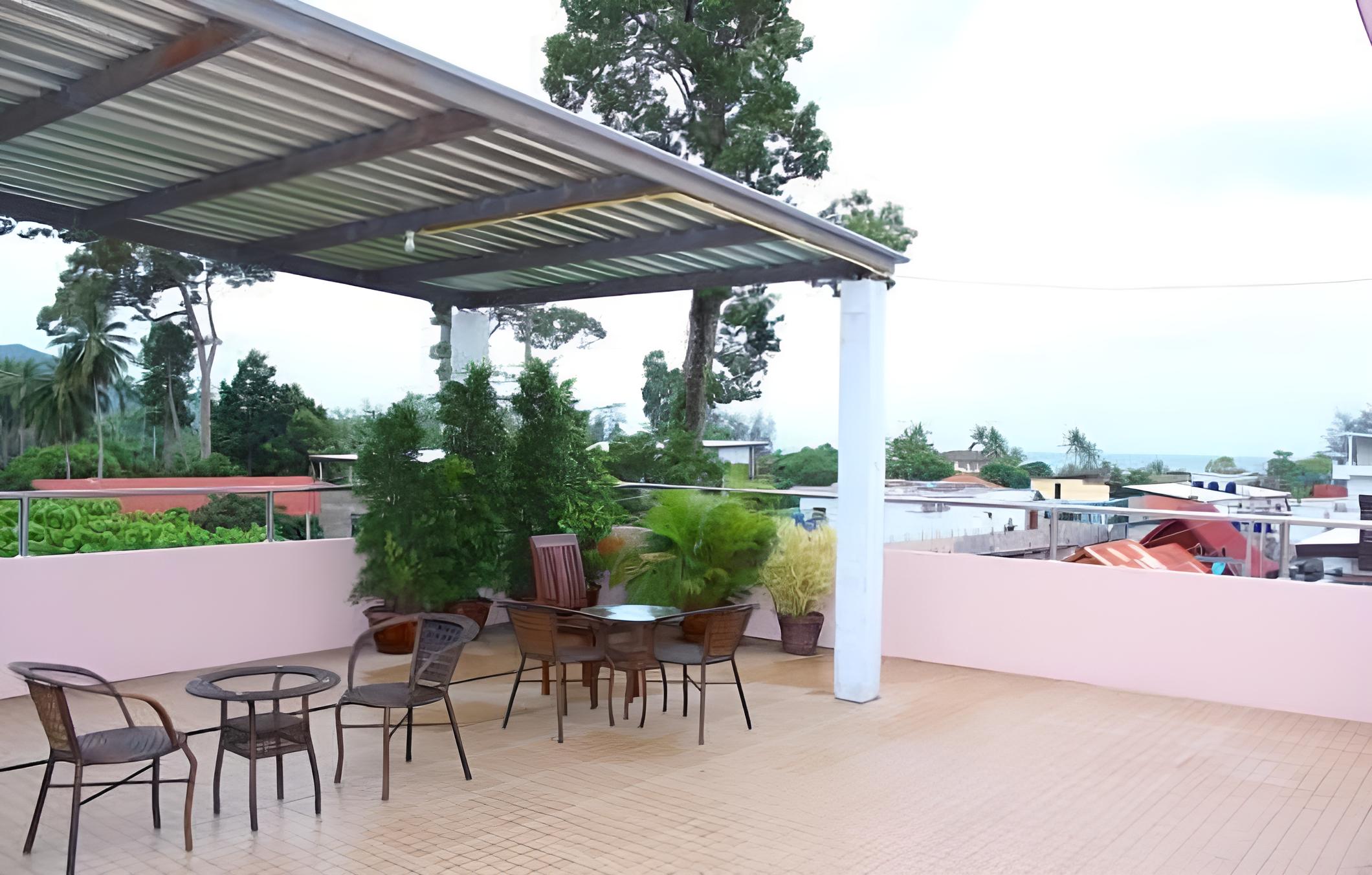 Sairee Center Guesthouse