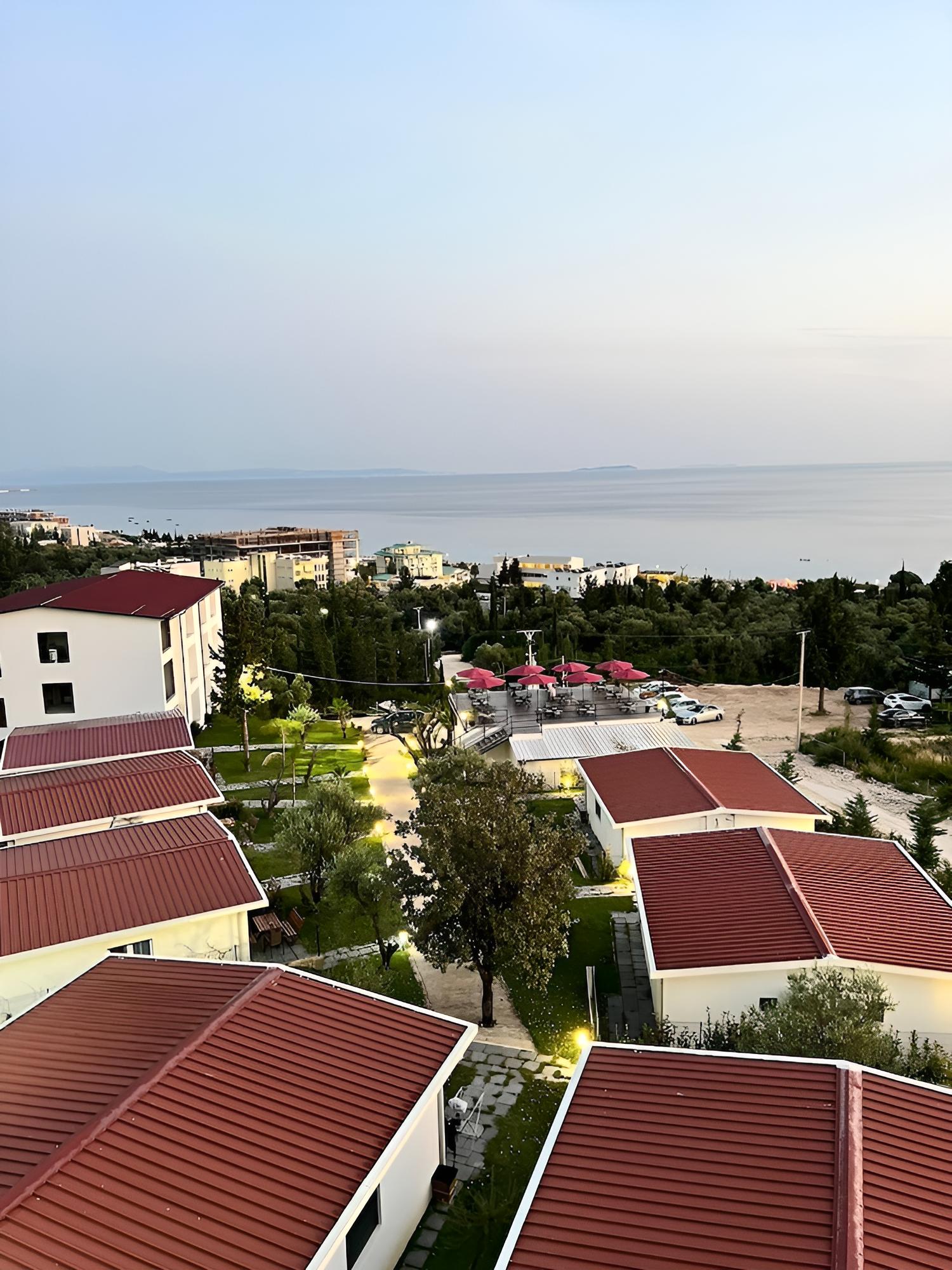 Domi Beach Valley