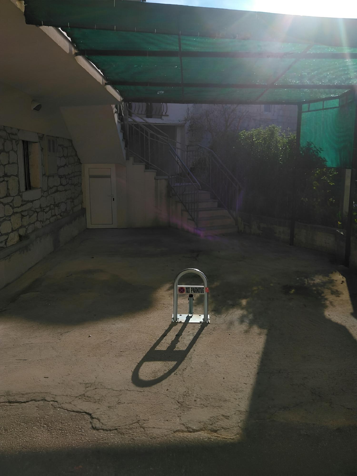 Marija - Parking - A1