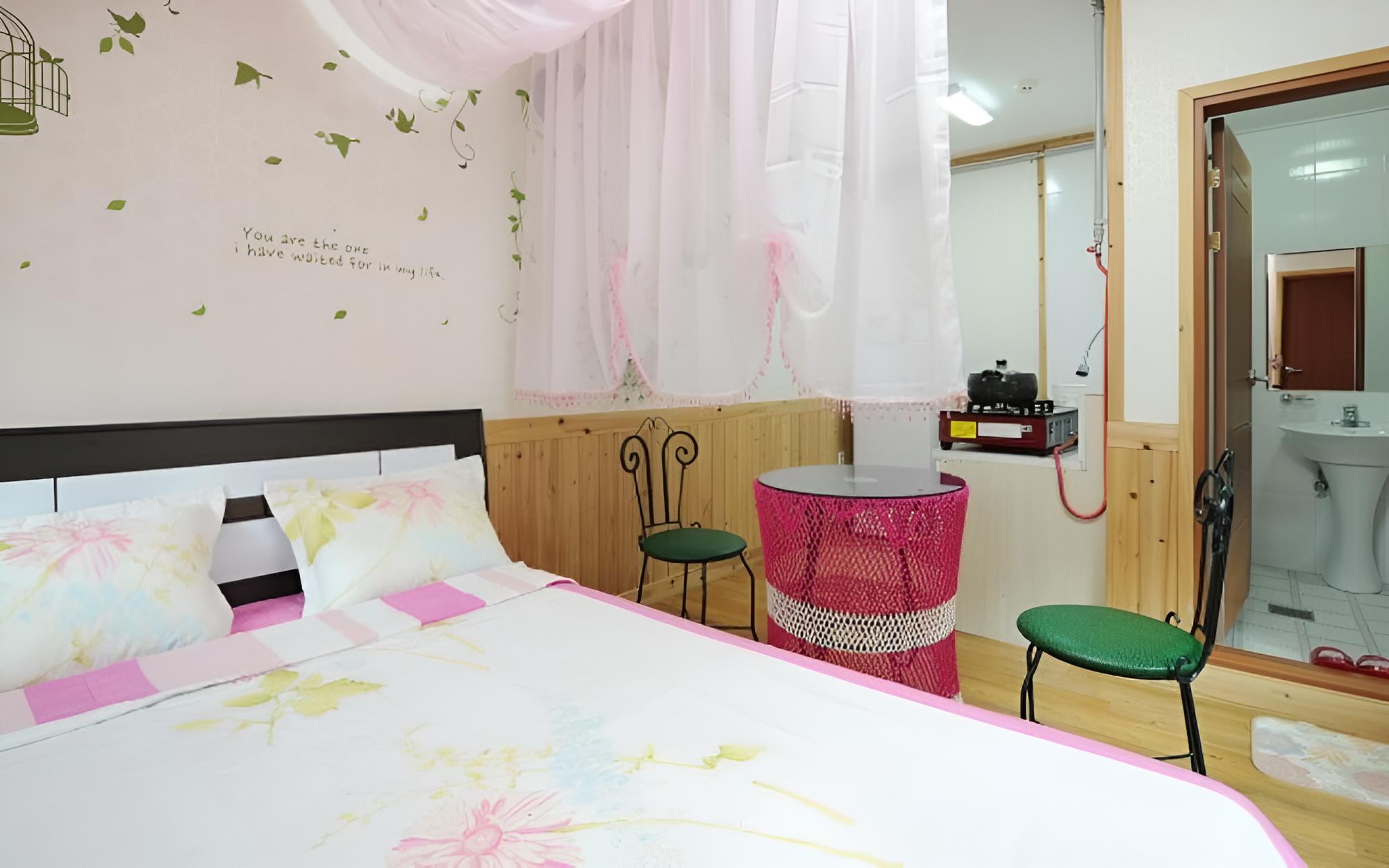 Damyang Clover Pension