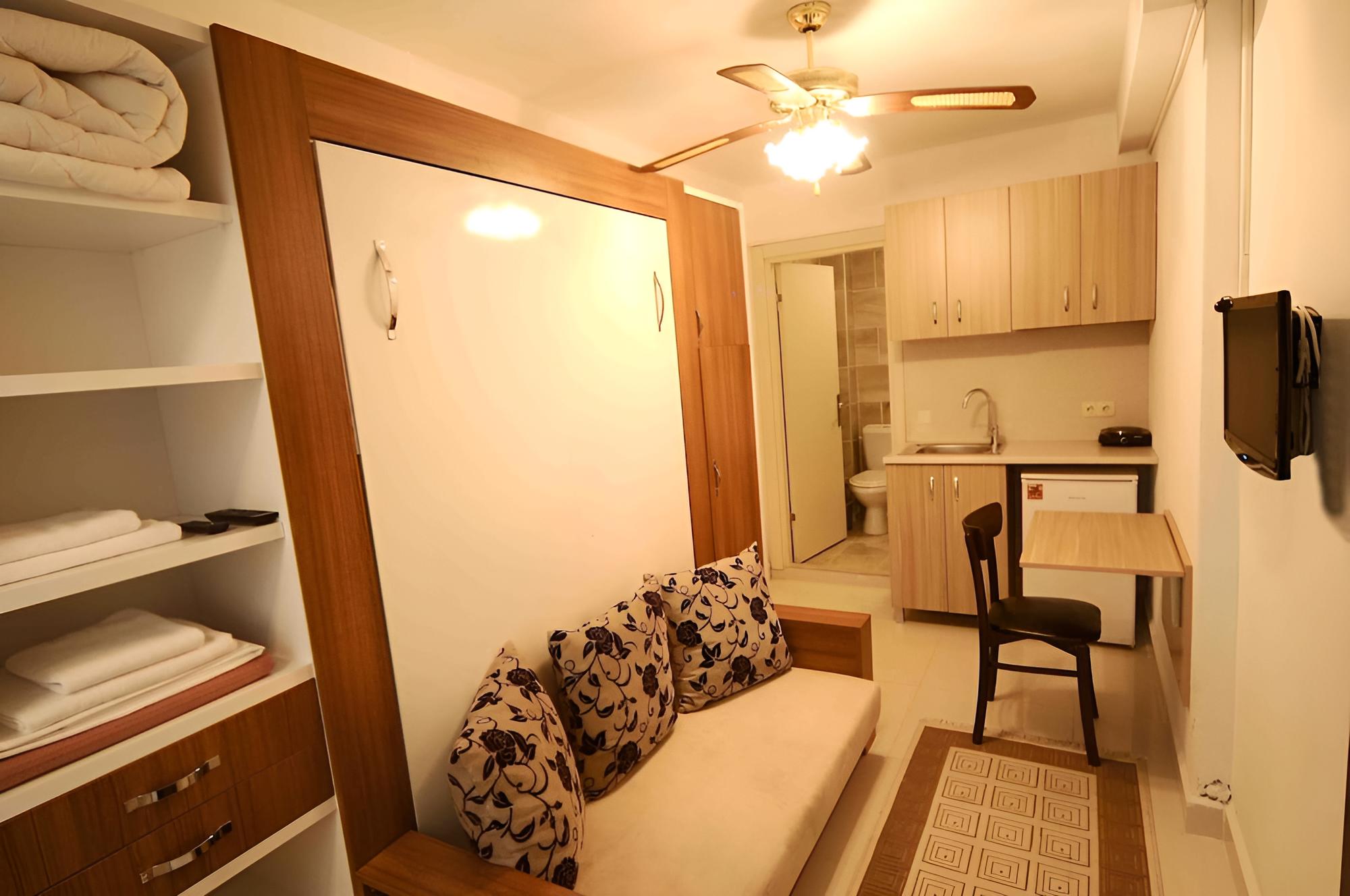 Atrium Suites