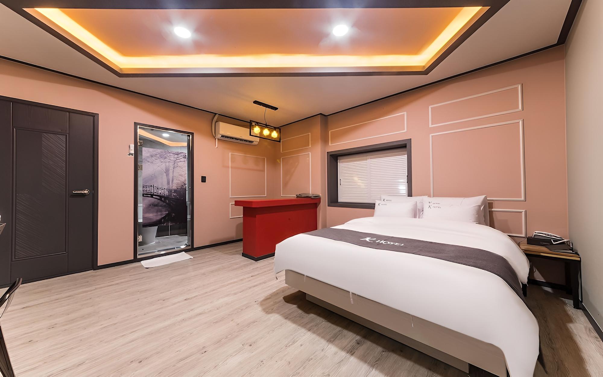 Suwon Yeongtong K Hotel