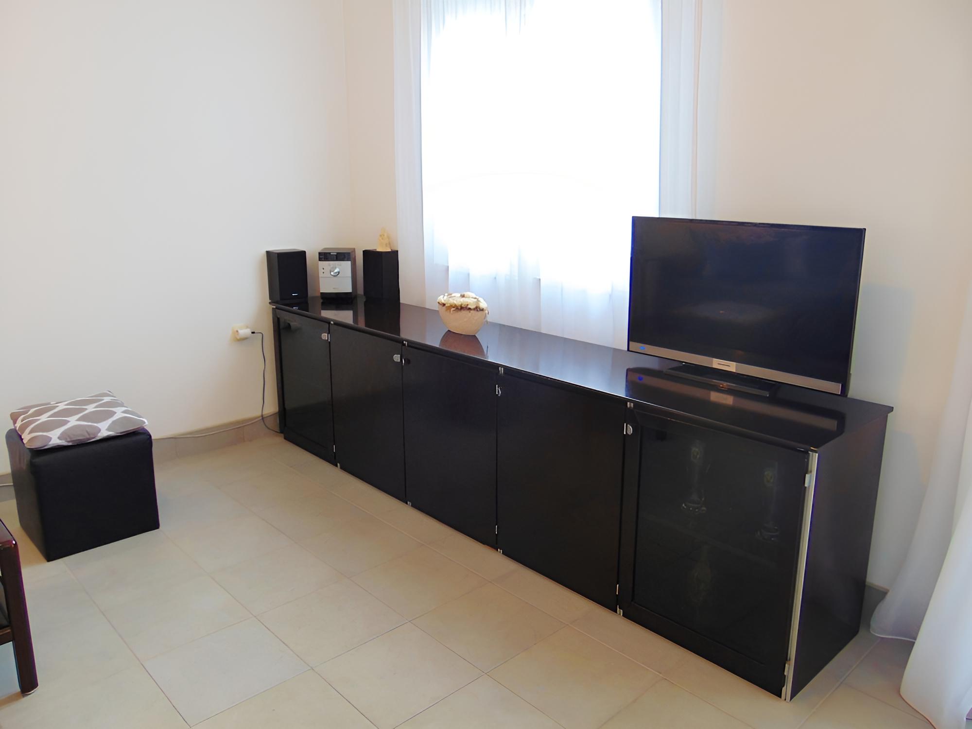 Vin - Excellent Location and Close to the sea - A