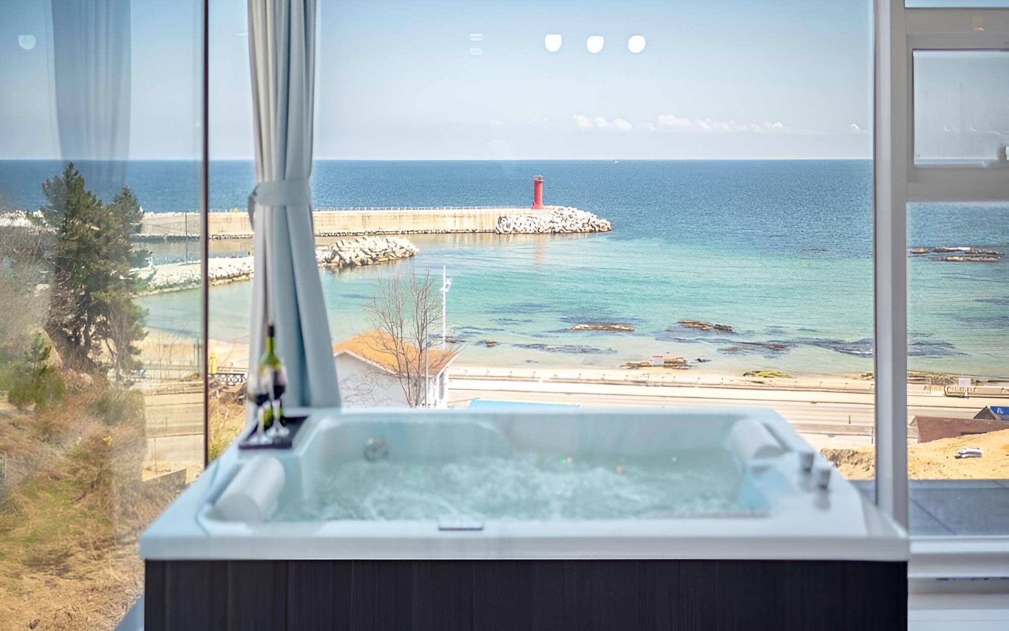 Gangneung G7 Pension view 2