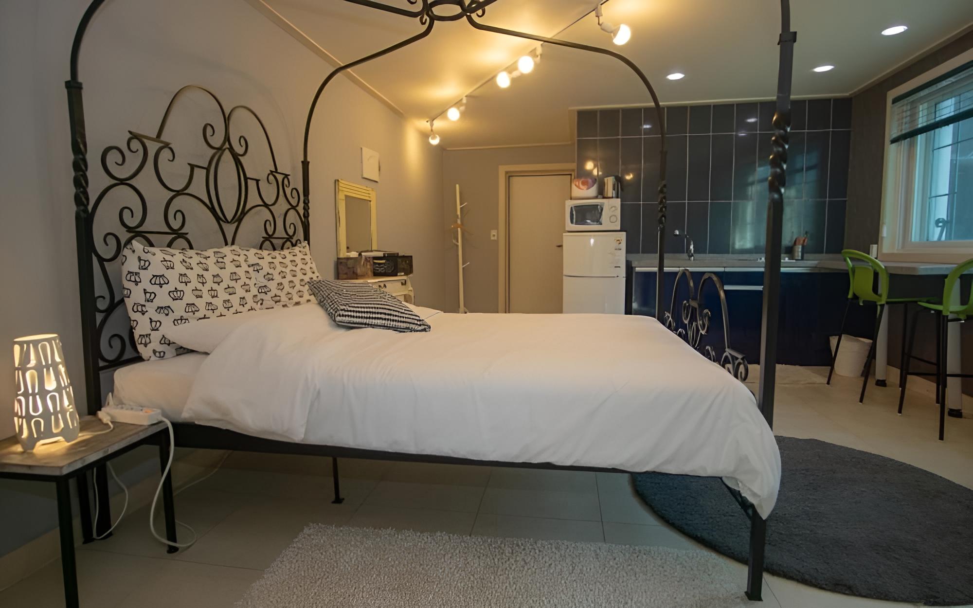 Pocheon Joey Tomato Pension