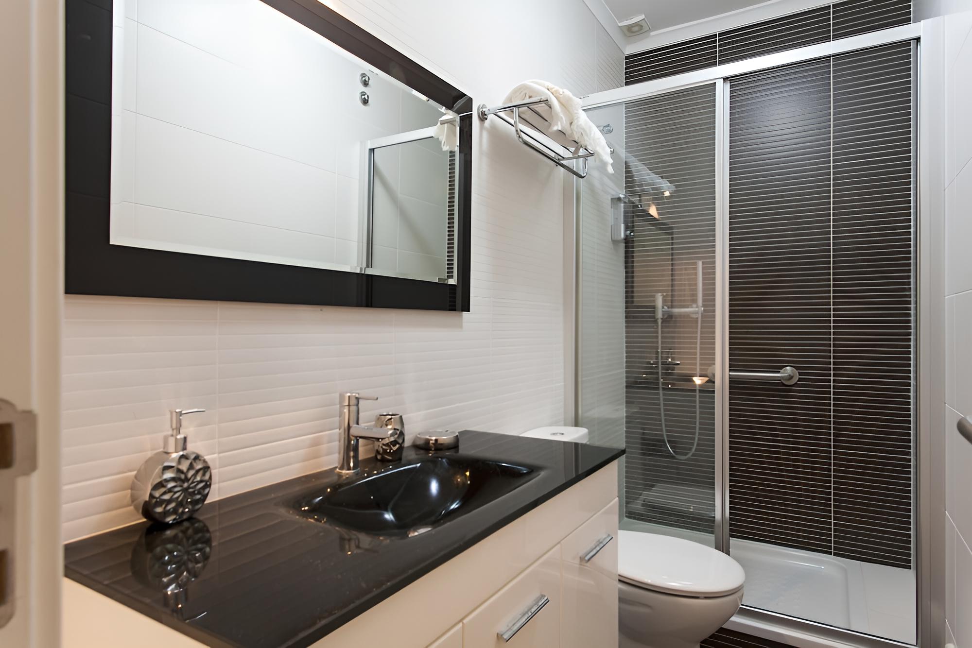 Santa Justa Suite by Homing