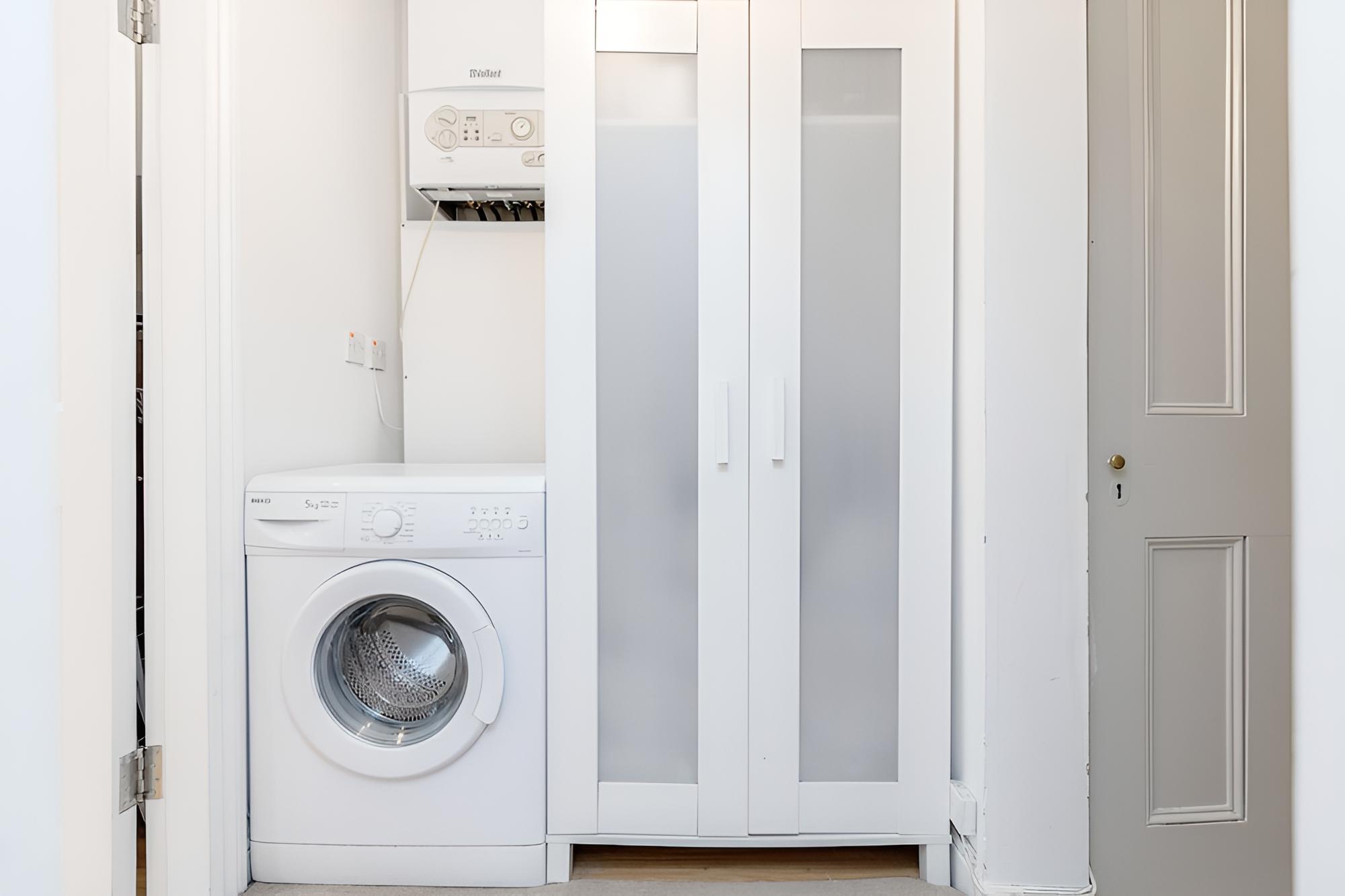 Clapham 2Bed with Patio by BaseToGo