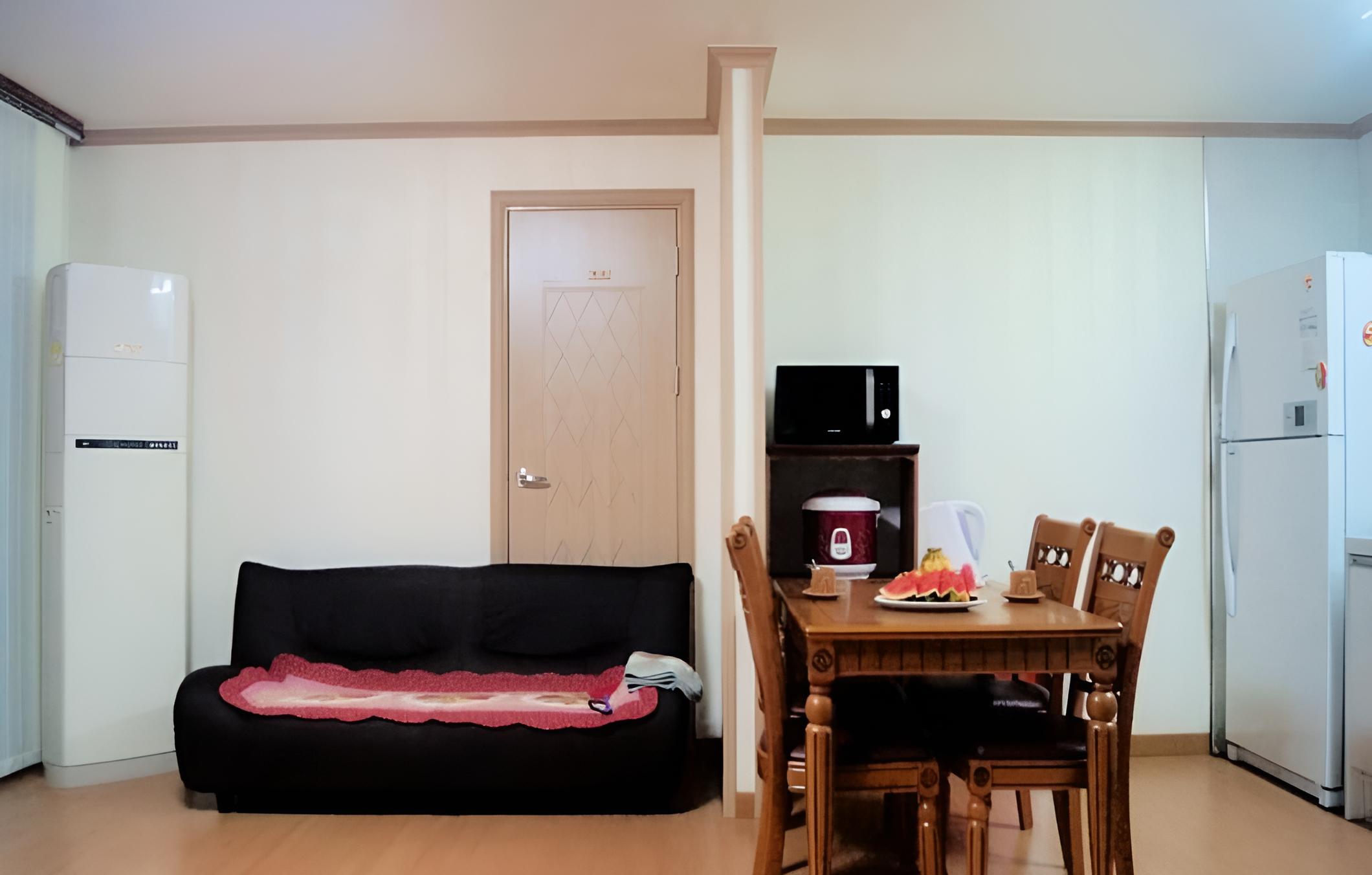 Seoguipo Lucky Clover Pension view 5